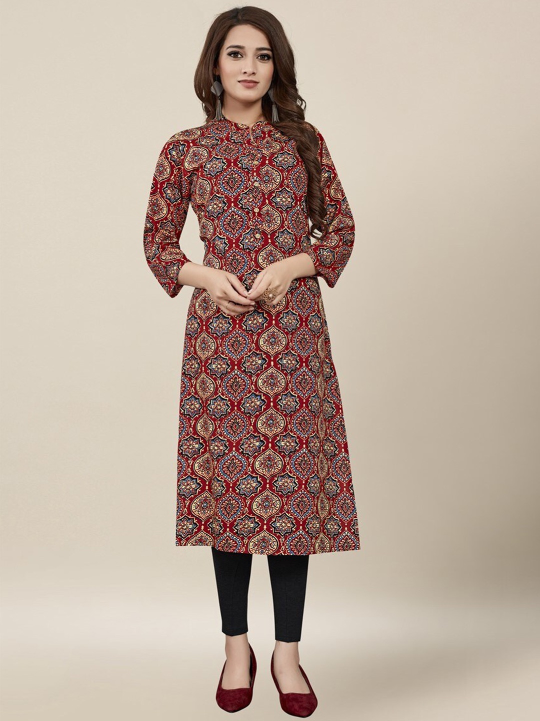 

Vedic Maroon & Maroon Ethnic Motifs Printed Kurti