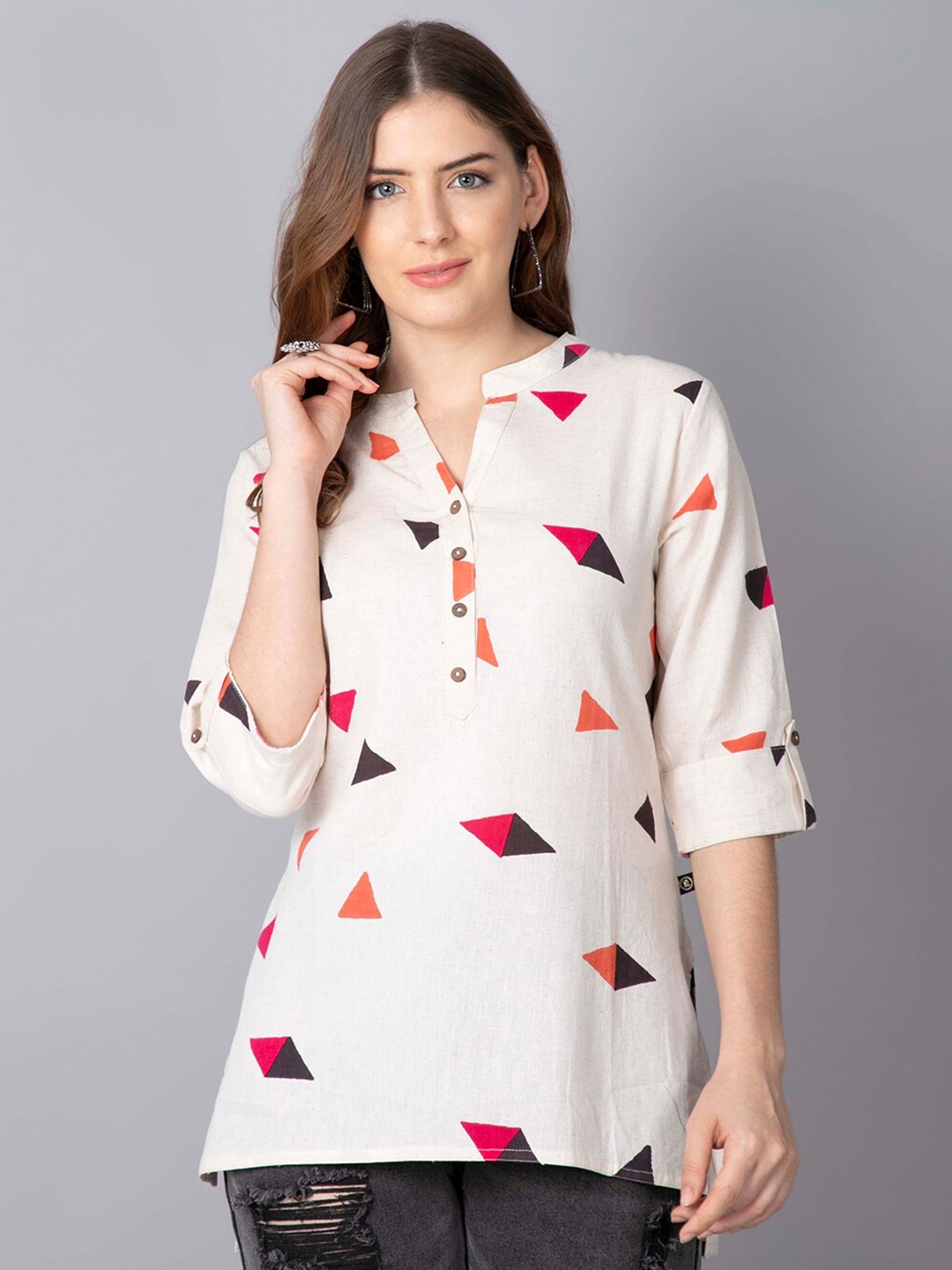 

Pistaa Pink & Orange Geometric Printed Kurti