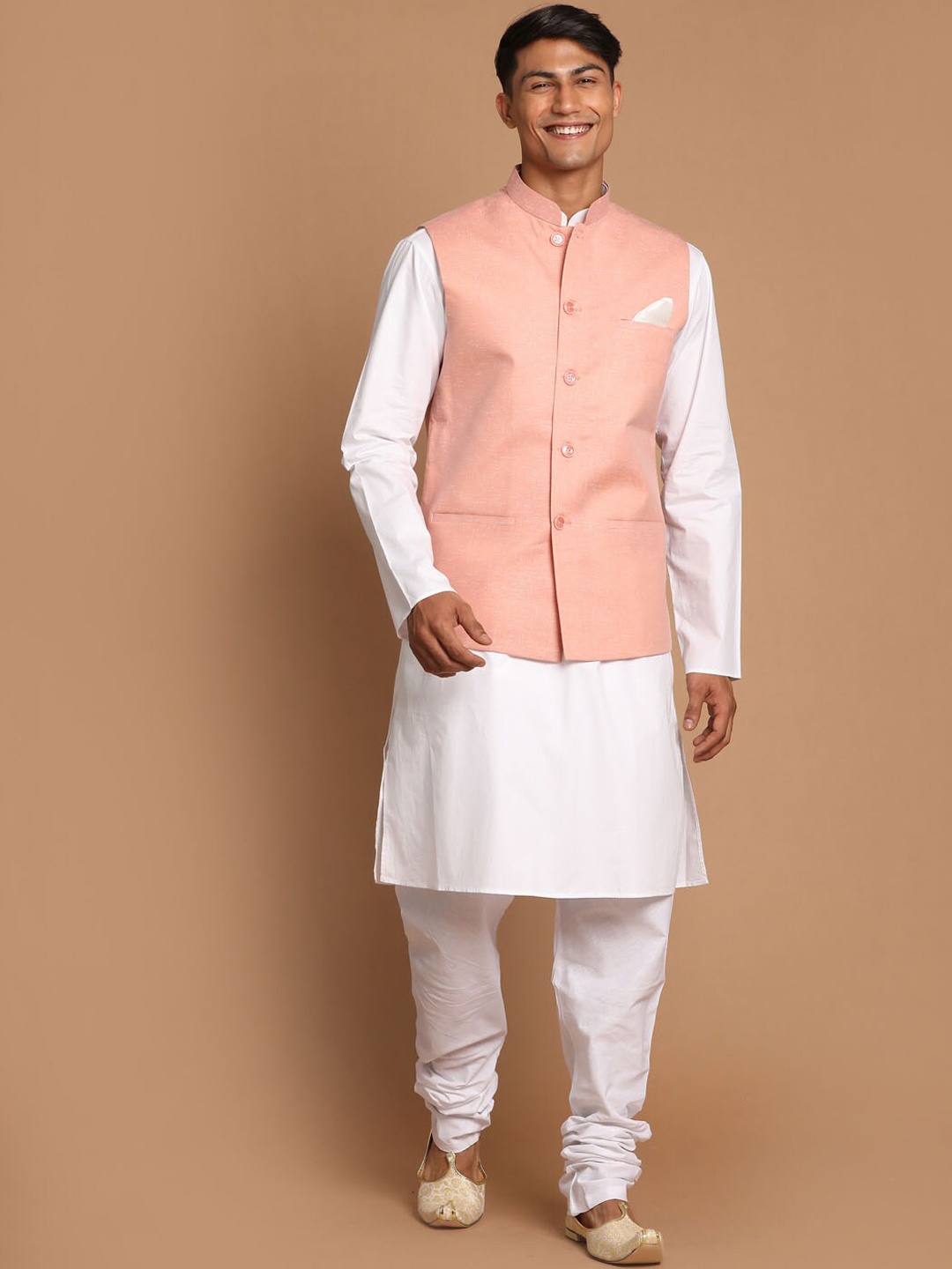 

VASTRAMAY Men White Pleated Pure Cotton Top with Pyjamas