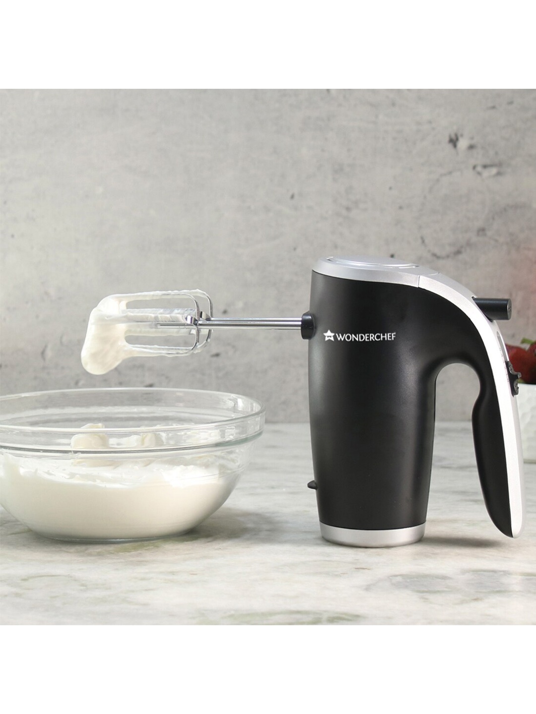 

Wonderchef Black & Silver Onyx Hand Mixer