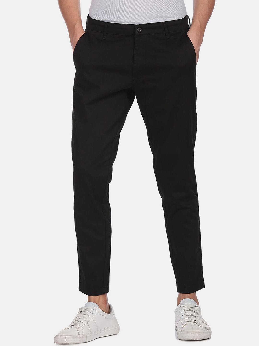 

Ruggers Men Black Slim Fit Trousers