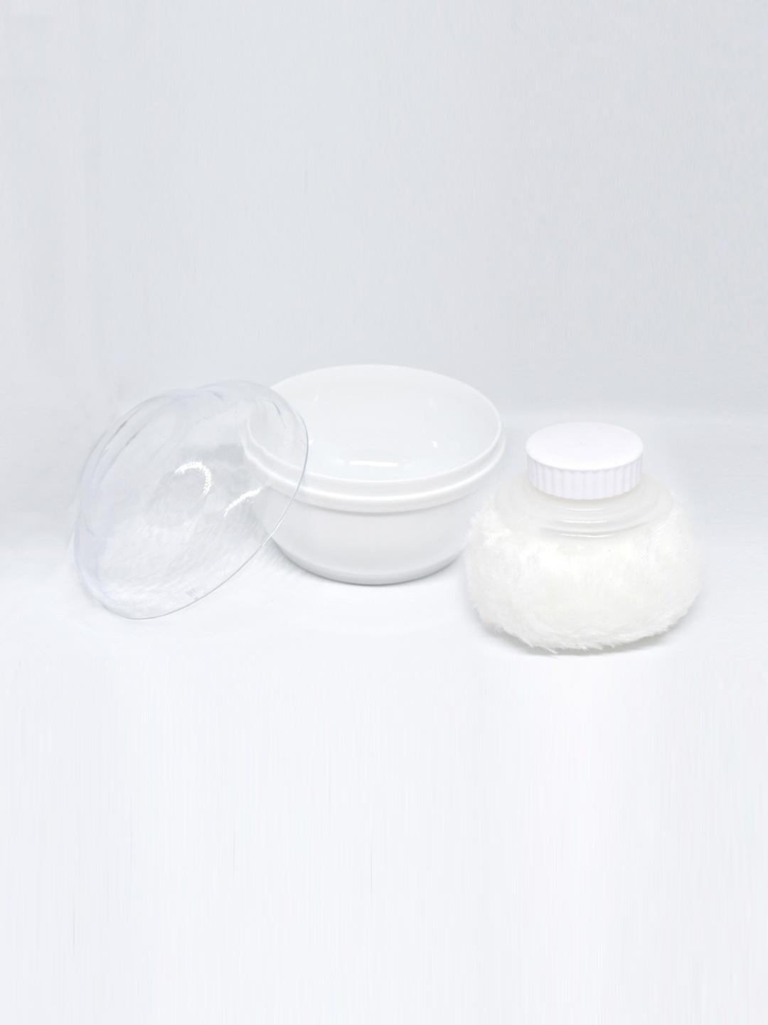 

The Little Lookers Infant Kids White Powder Puff for Face & Body