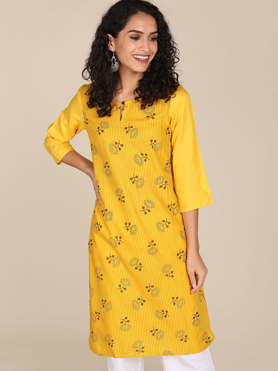 

Karigari Women Yellow Kurta