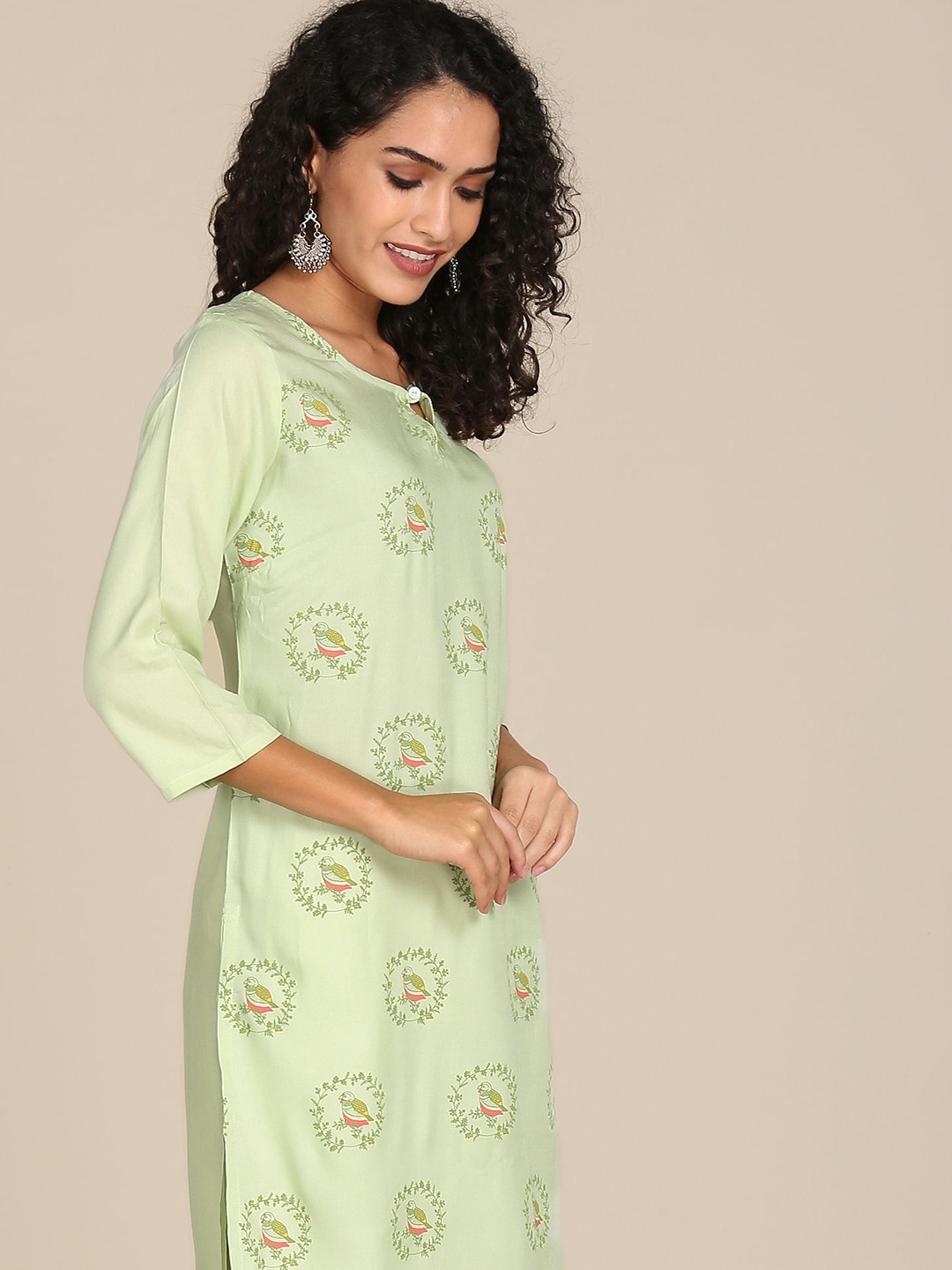 

Karigari Women Green Quirky Embroidered Kurta