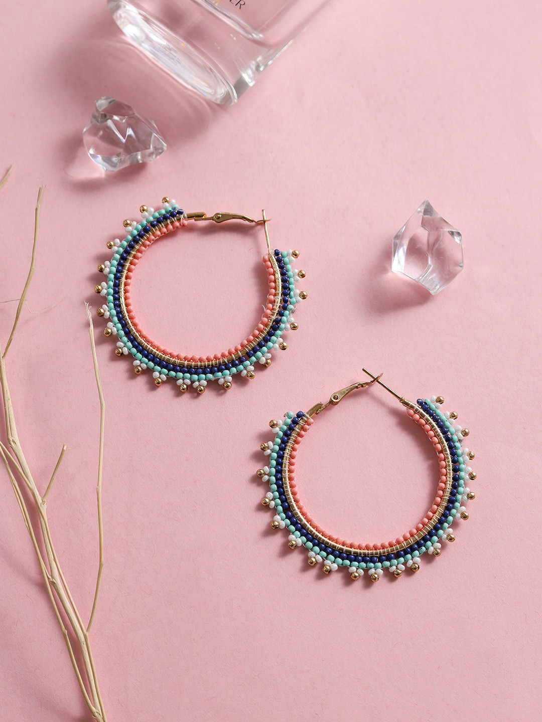 

W Blue Circular Hoop Earrings