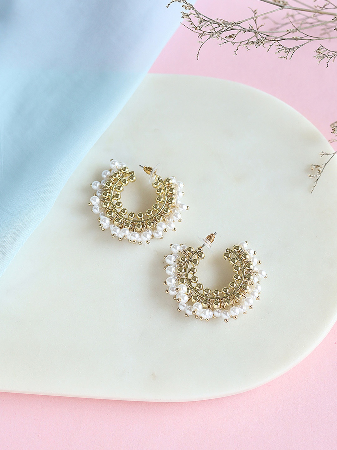 

W White Circular Hoop Earrings