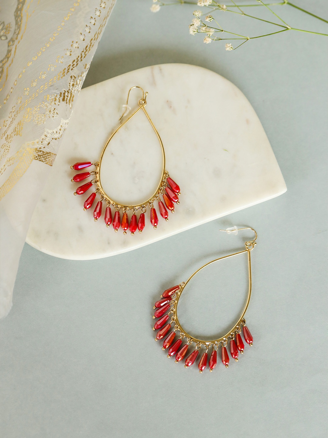 

W Red Teardrop Shaped Drop Earrings