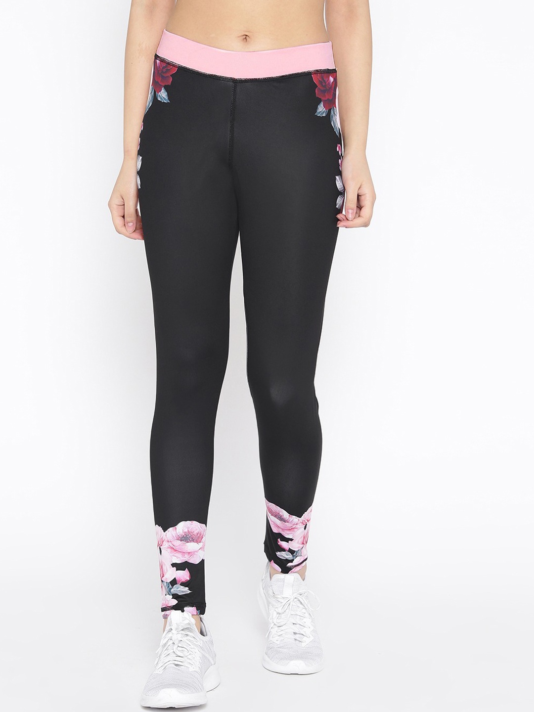 

Kanvin Women Black Printed Tights