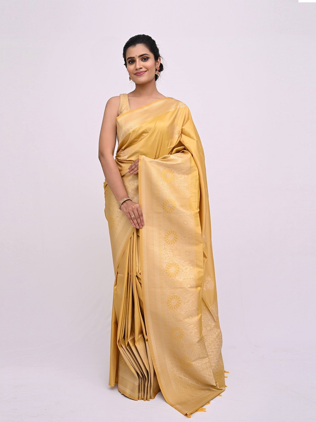 

KAJREE Yellow Floral Zari Pure Silk Uppada Saree