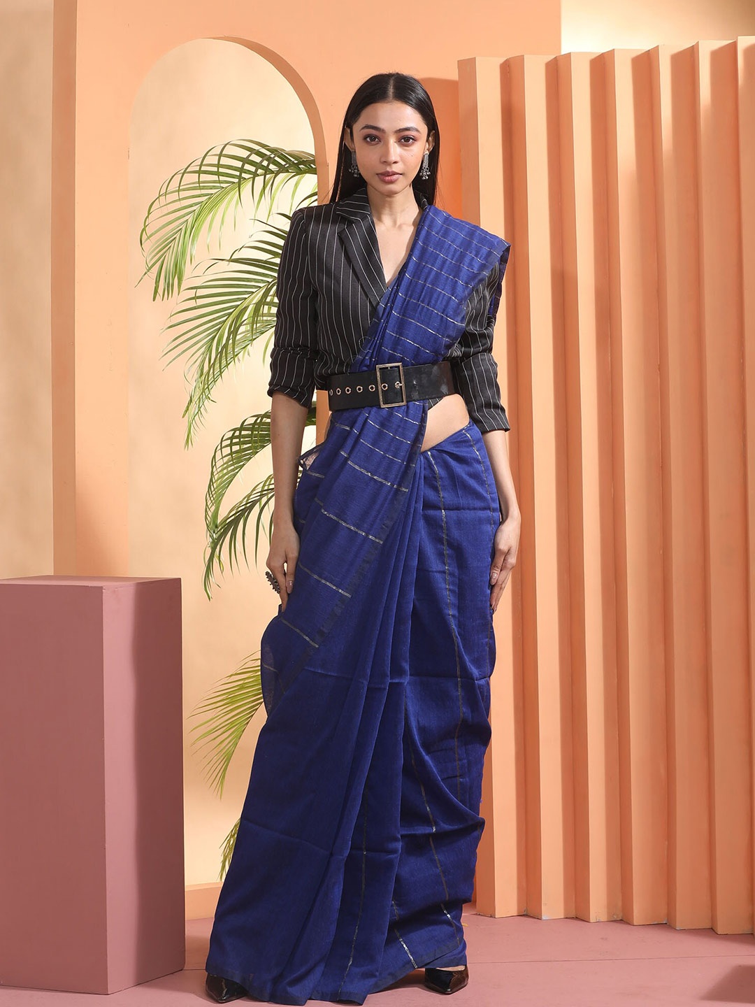 

BEATITUDE Blue Striped Woven Design Pure Cotton Saree