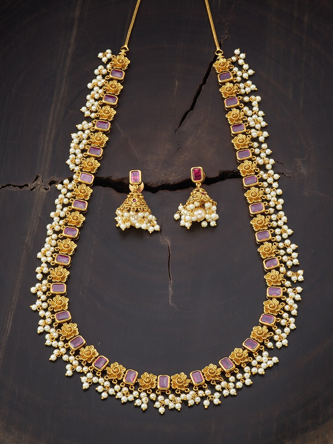 

Kushal's Fashion Jewellery Gold-Plated & White Antique Jewellery Set