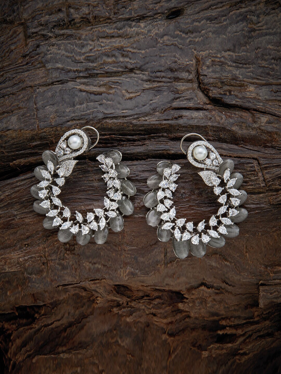 

Kushal's Fashion Jewellery Grey Floral Studs Earrings