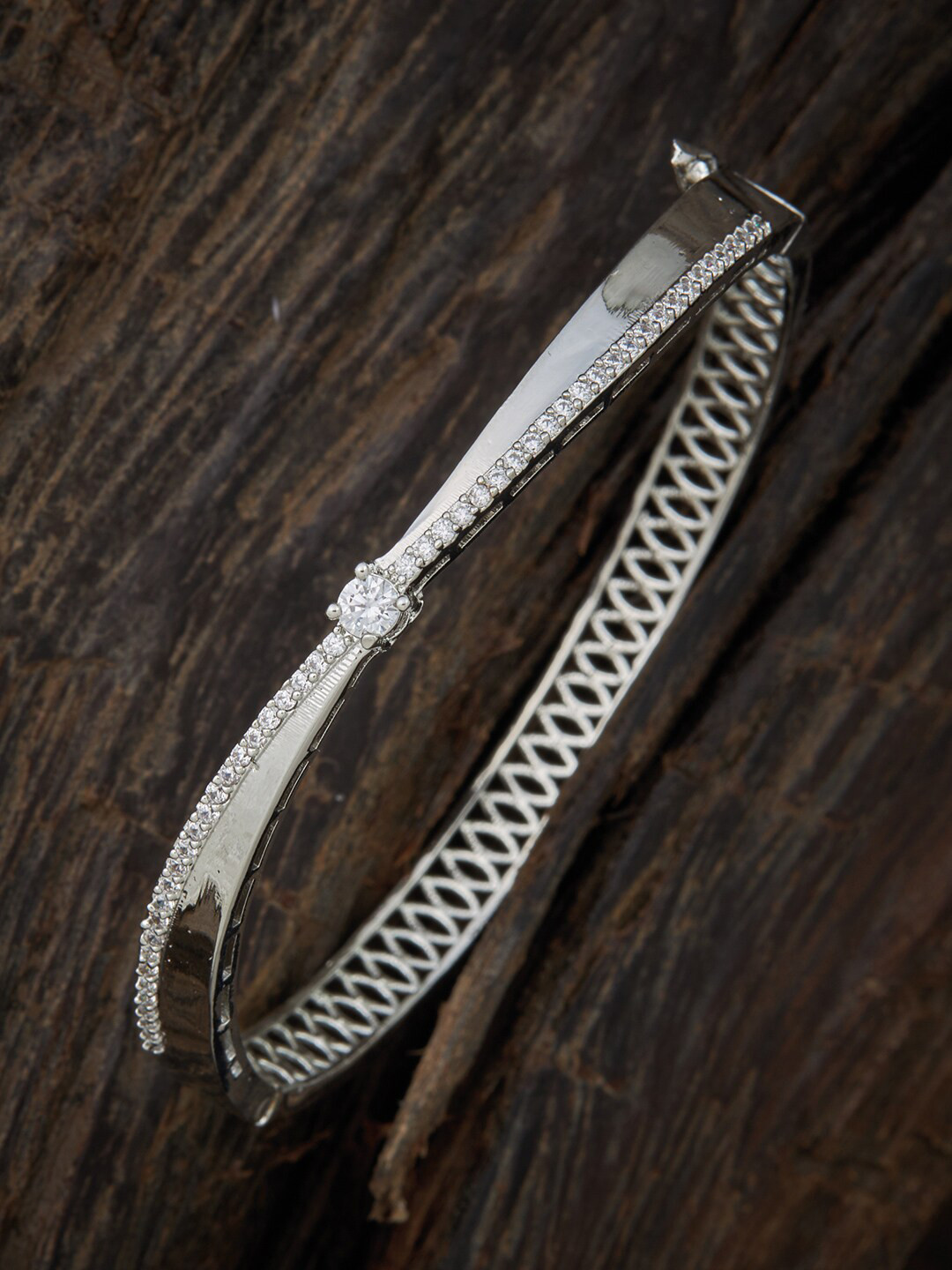 

Kushal's Fashion Jewellery Women White Cubic Zirconia Gold-Plated Kada Bracelet