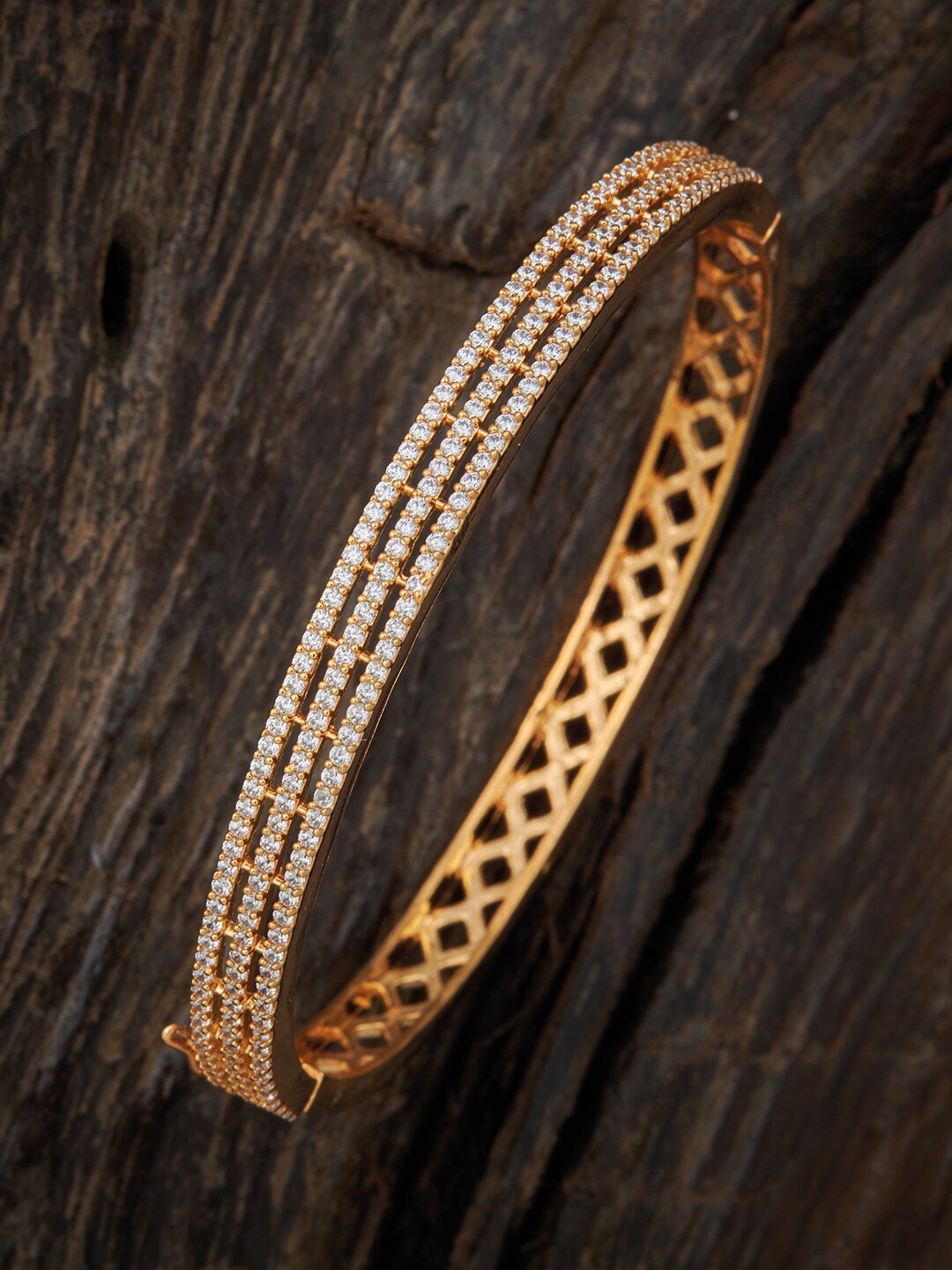 

Kushal's Fashion Jewellery Women White Cubic Zirconia Gold-Plated Kada Bracelet