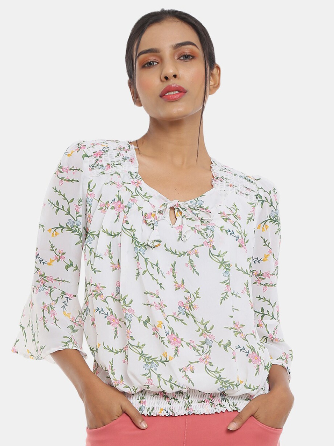 

V-Mart White Floral Print Blouson Top
