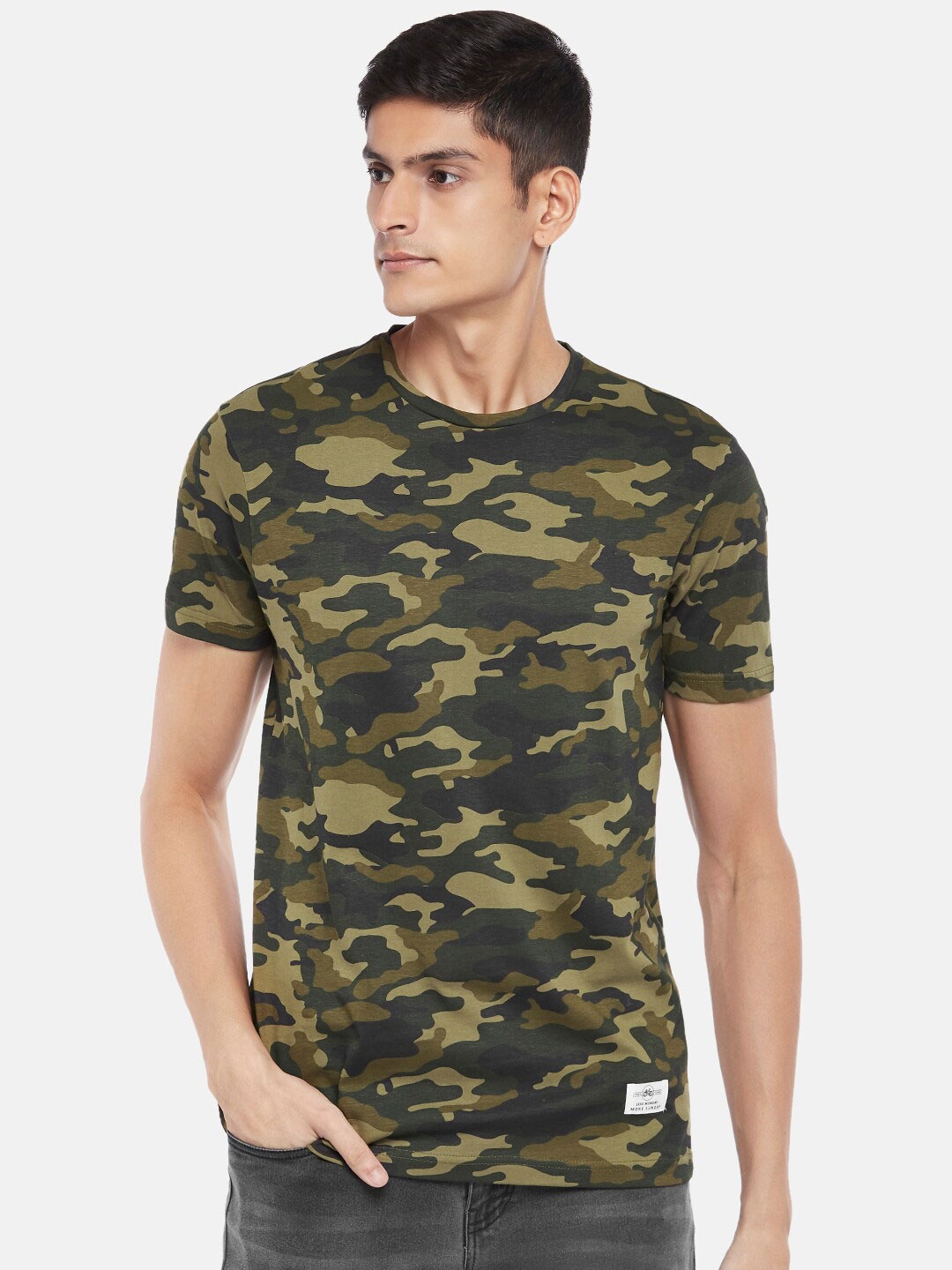 

People Men Olive Green Camouflage Dyed T-shirt