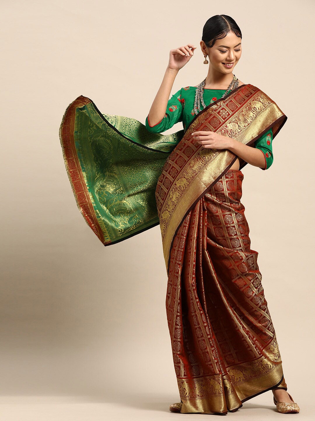 

SHAVYA Red & Gold-Toned Woven Design Zari Silk Blend Patola Saree