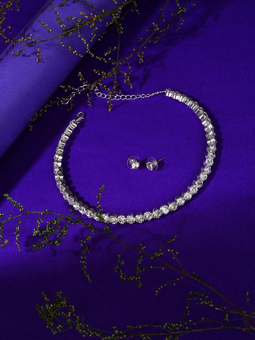 

SOHI Silver-Plated White Stone-Studded Jewellery Set