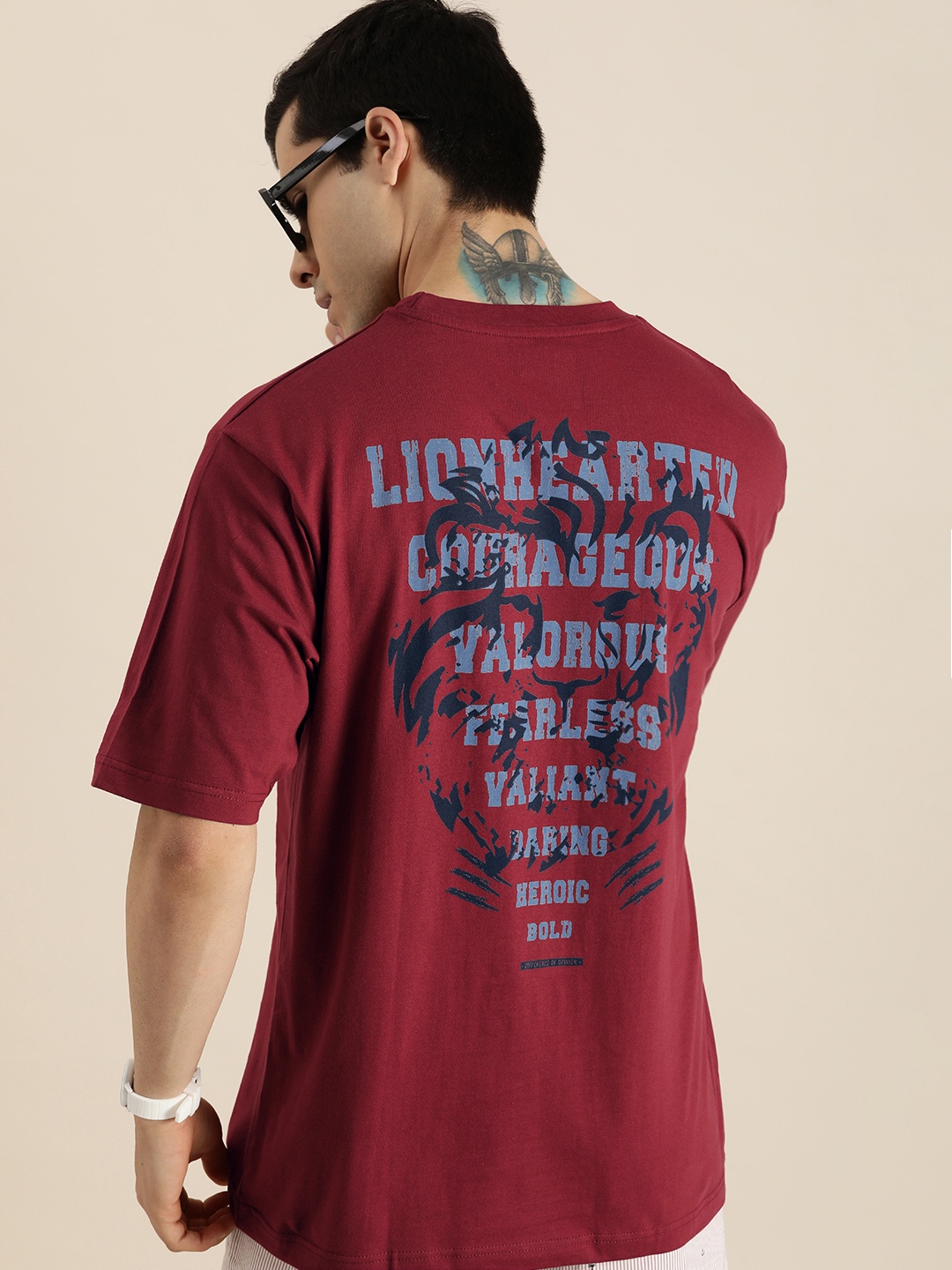 

Difference of Opinion Men Maroon & Purple Printed Pure Cotton Oversized T-shirt