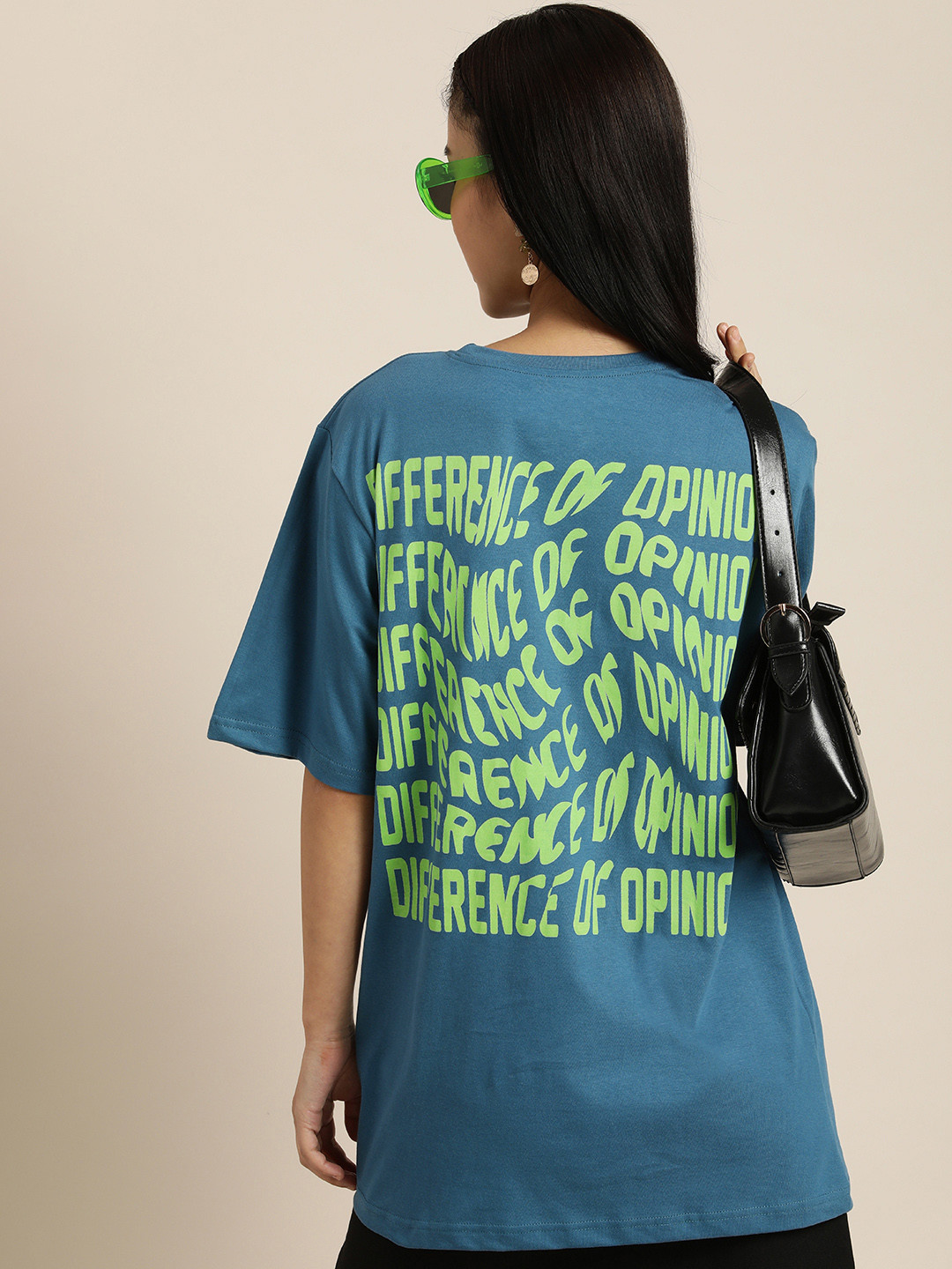 

Difference of Opinion Women Teal & Green Brand Logo Printed Drop-Shoulder Sleeves Pure Cotton Oversized T-shirt