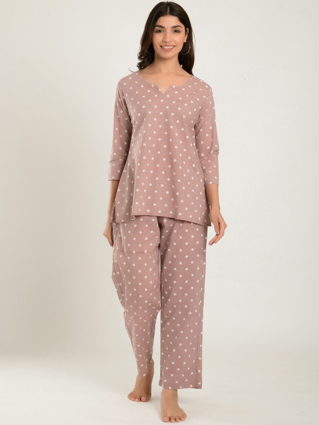 

CRAFIQA Women Mauve & White Printed Night suit