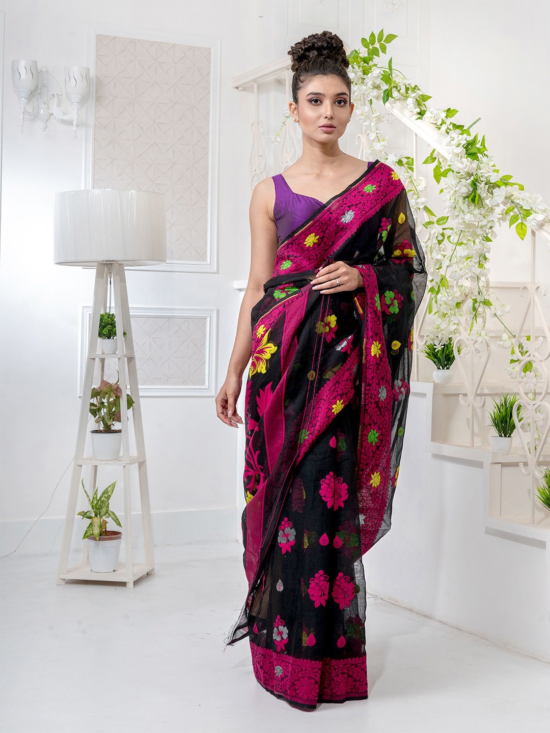 

Charukriti Black & Fuchsia Woven Design Silk Cotton Jamdani Saree