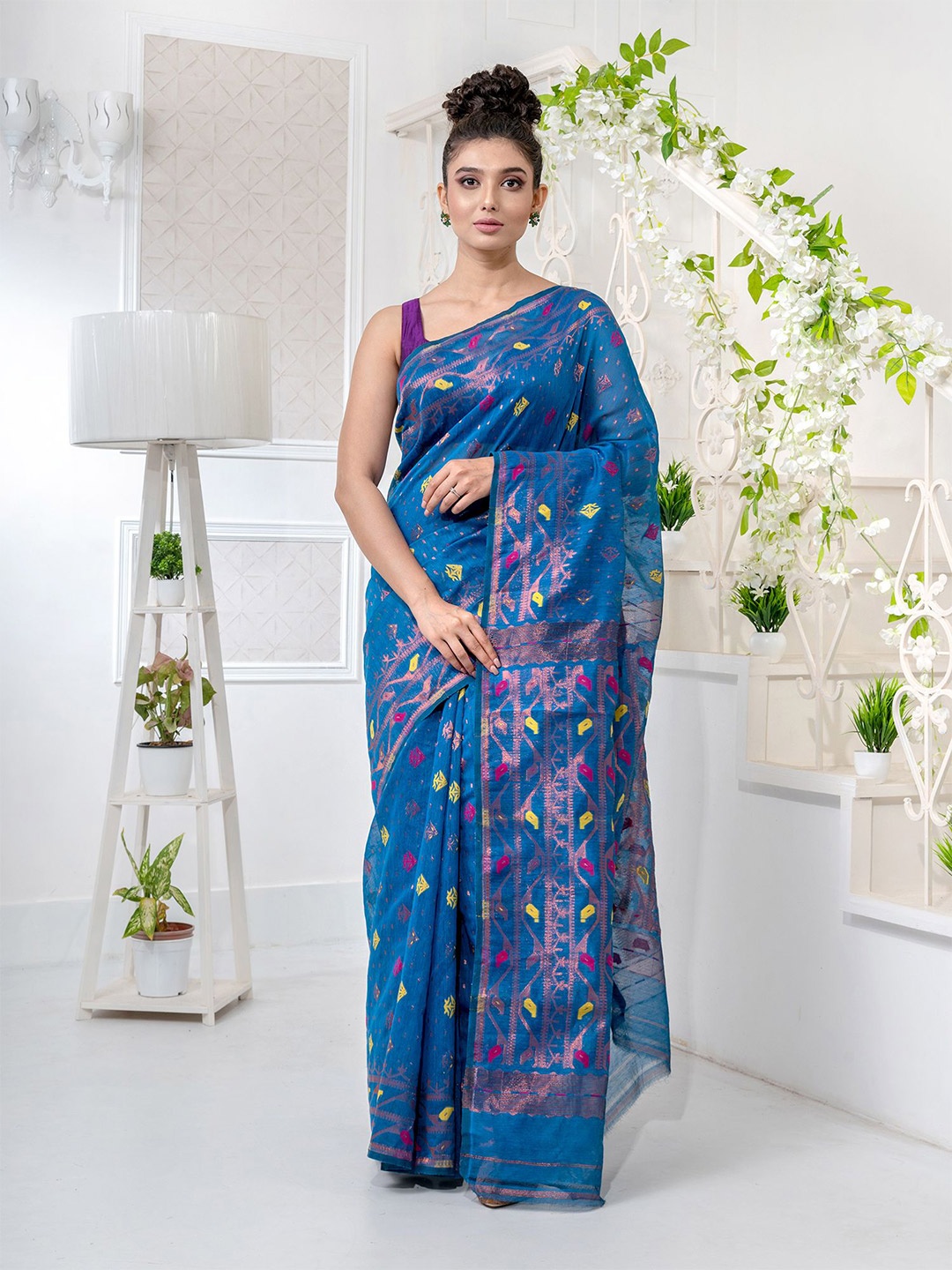 

Charukriti Teal & Green Woven Design Zari Silk Cotton Jamdani Saree