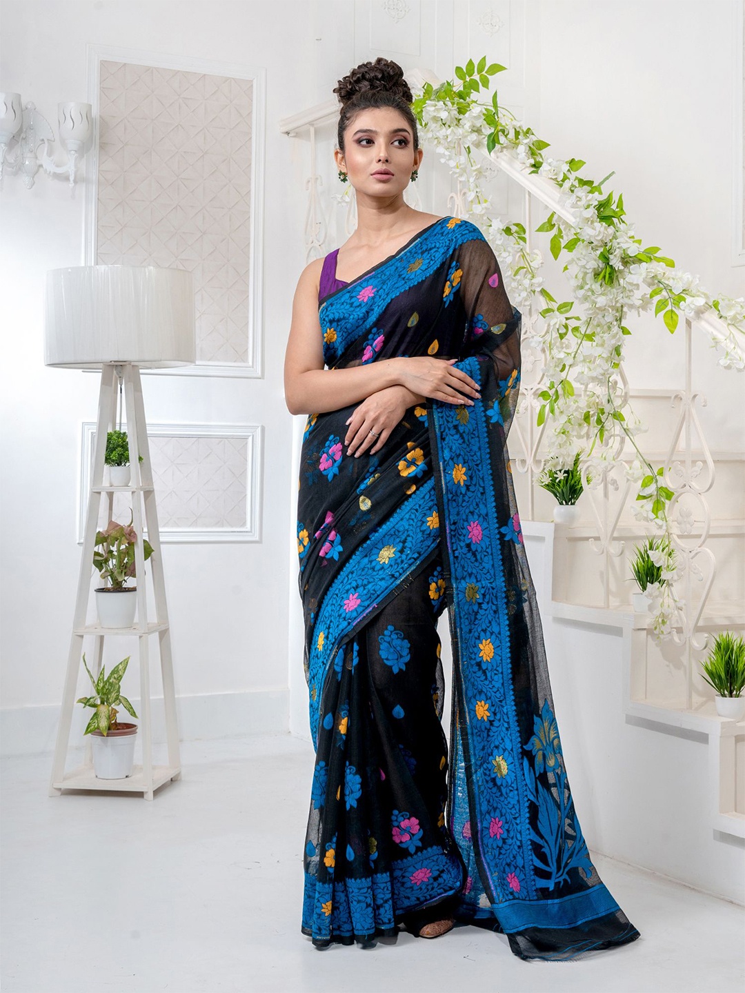 

Charukriti Black & Blue Floral Zari Silk Cotton Jamdani Saree