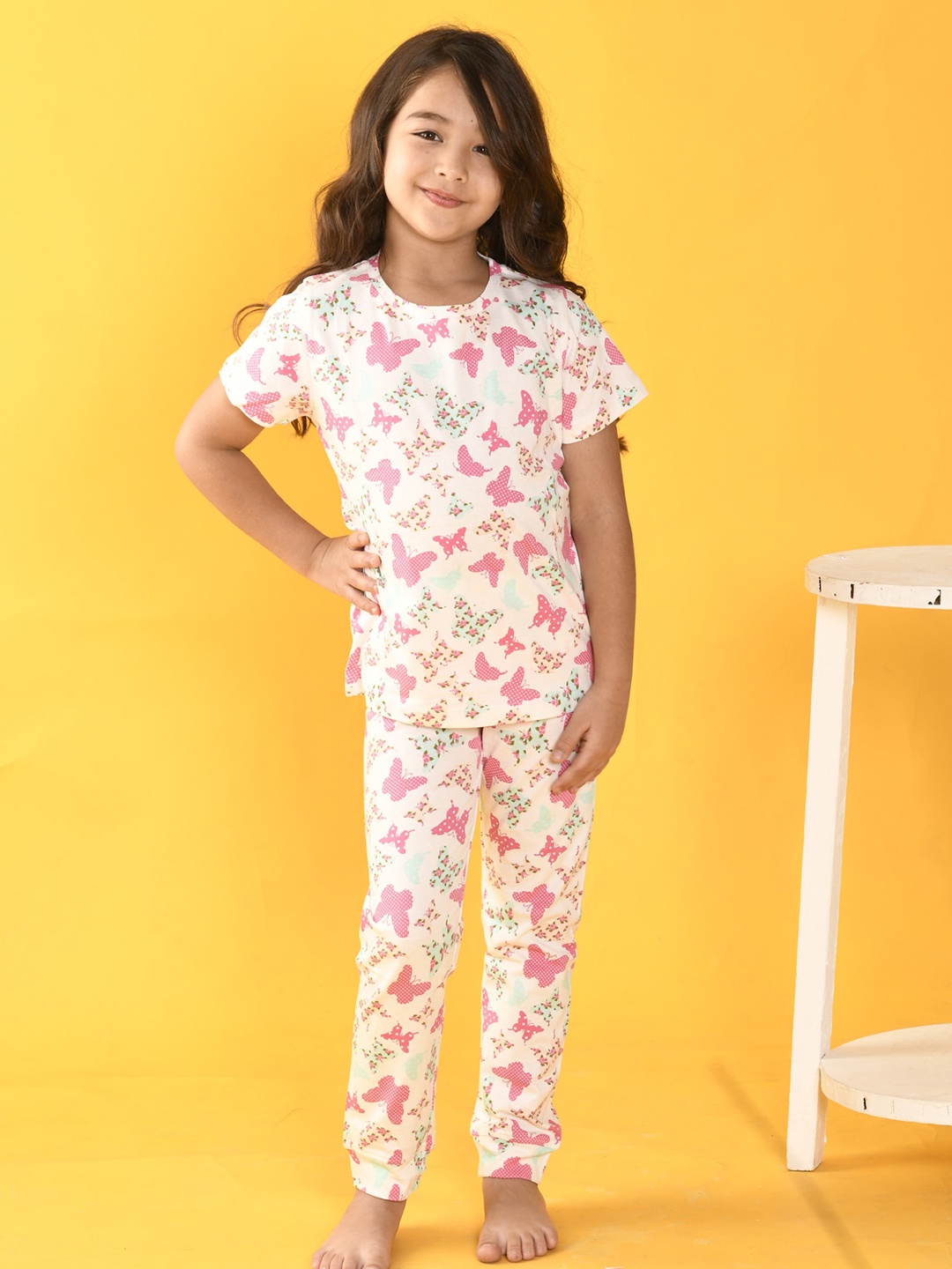 

Anthrilo Girls White & Pink Printed Night suit