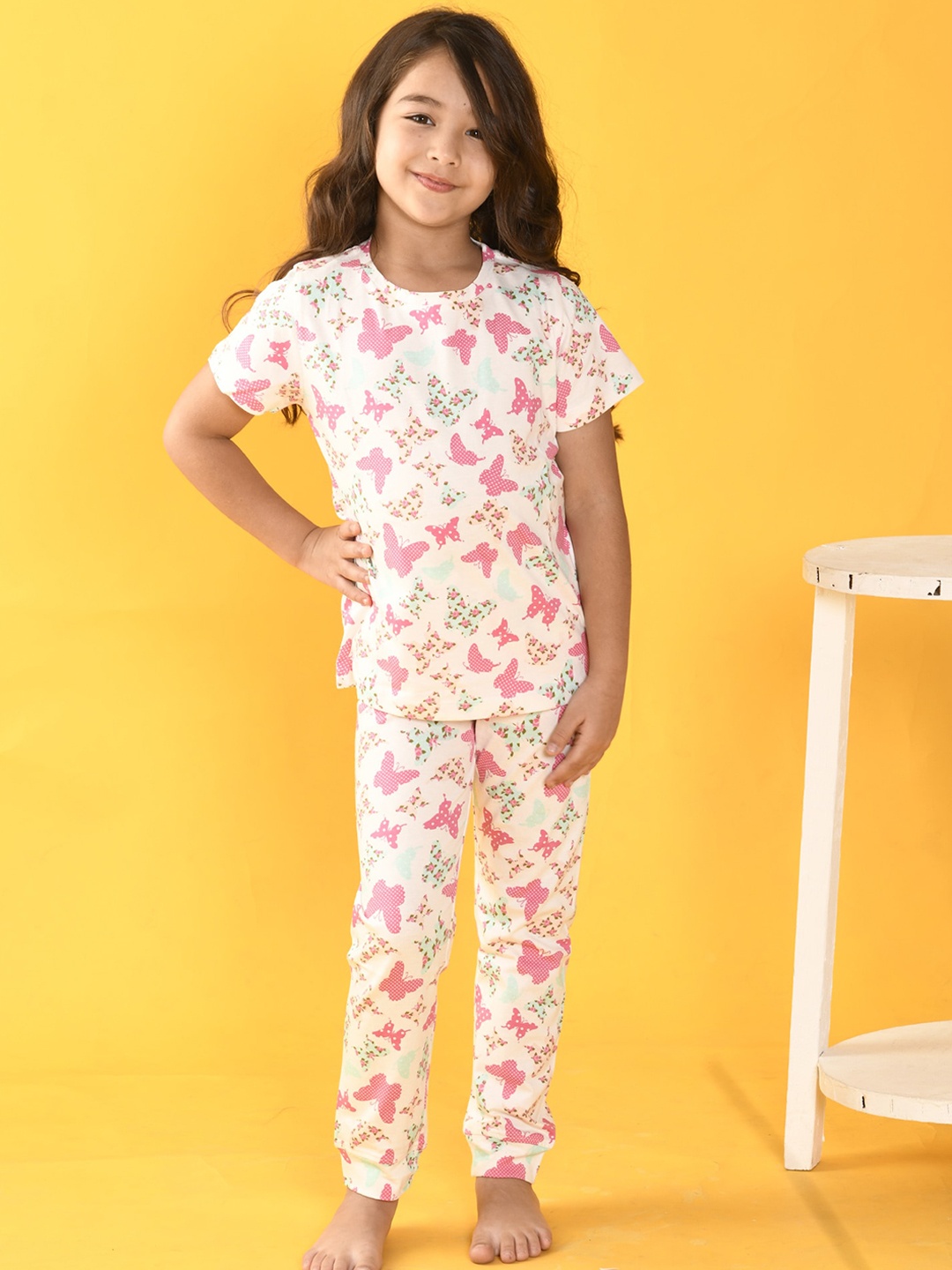 

Anthrilo Girls White & Pink Printed Night suit