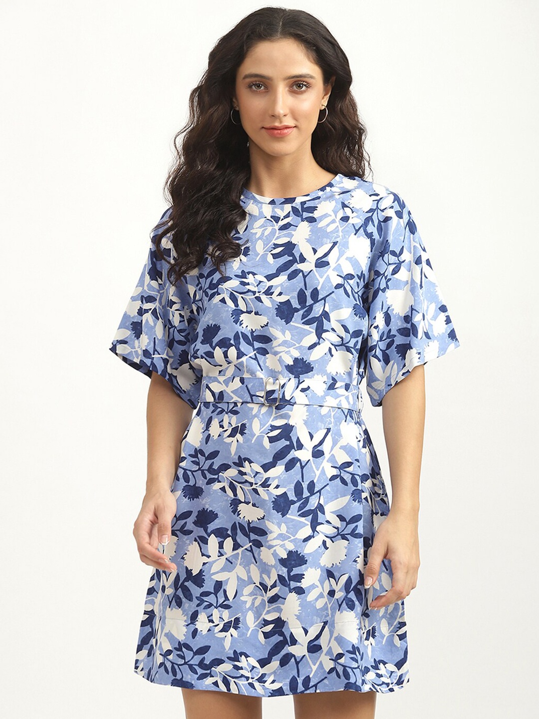 

United Colors of Benetton Blue & White Floral A-Line Dress