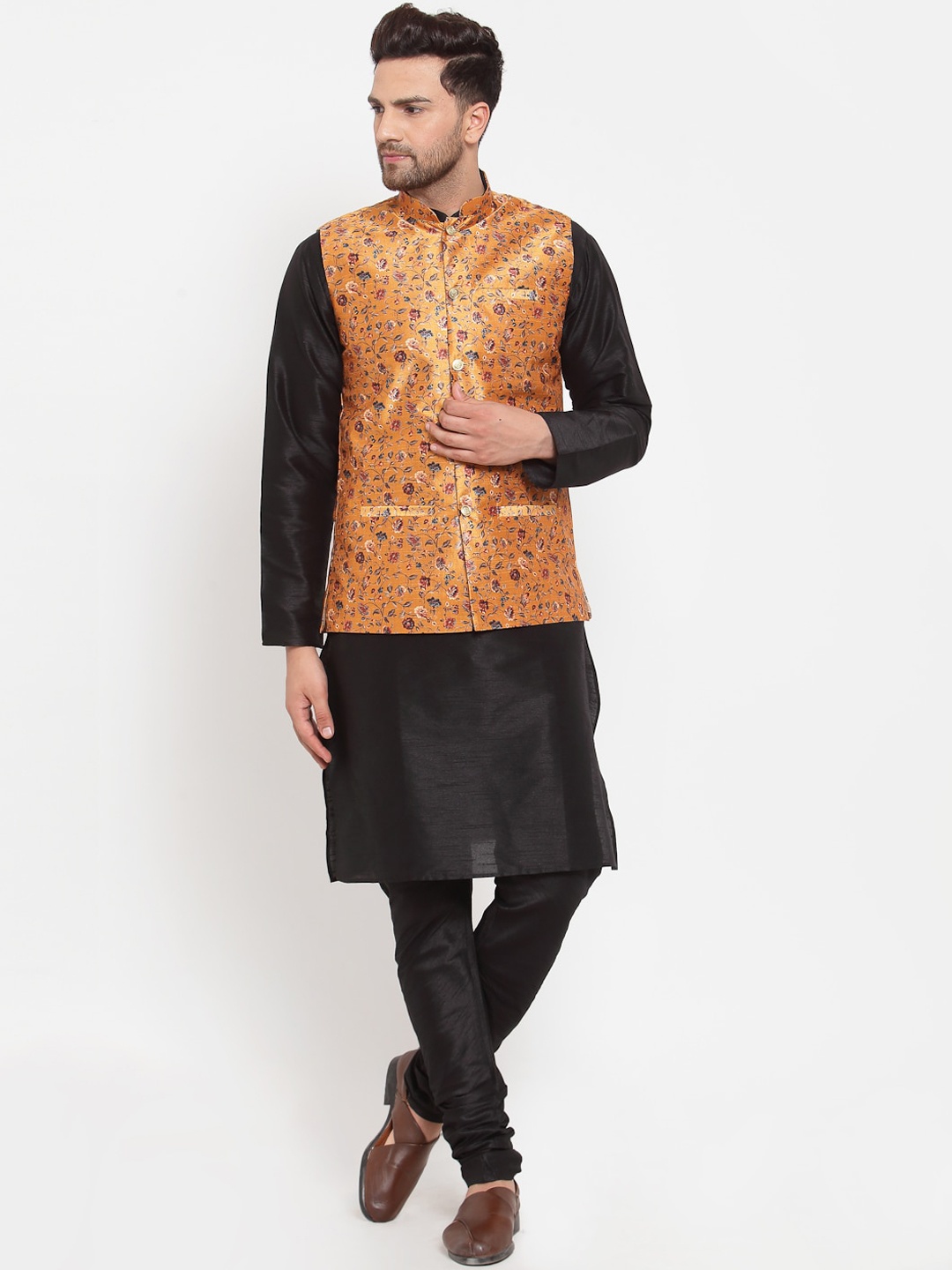 

KRAFT INDIA Kurta with Churidar & Printed Nehru Jacket, Black