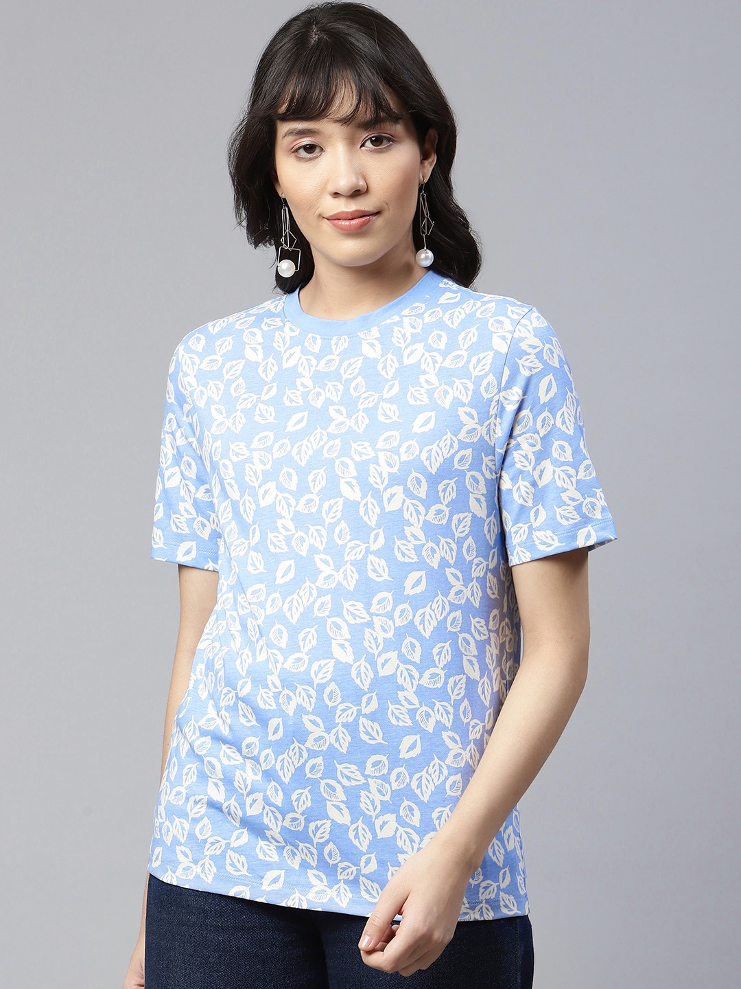 

Marks & Spencer Women Blue & White Pure Cotton Leaf Printed T-shirt