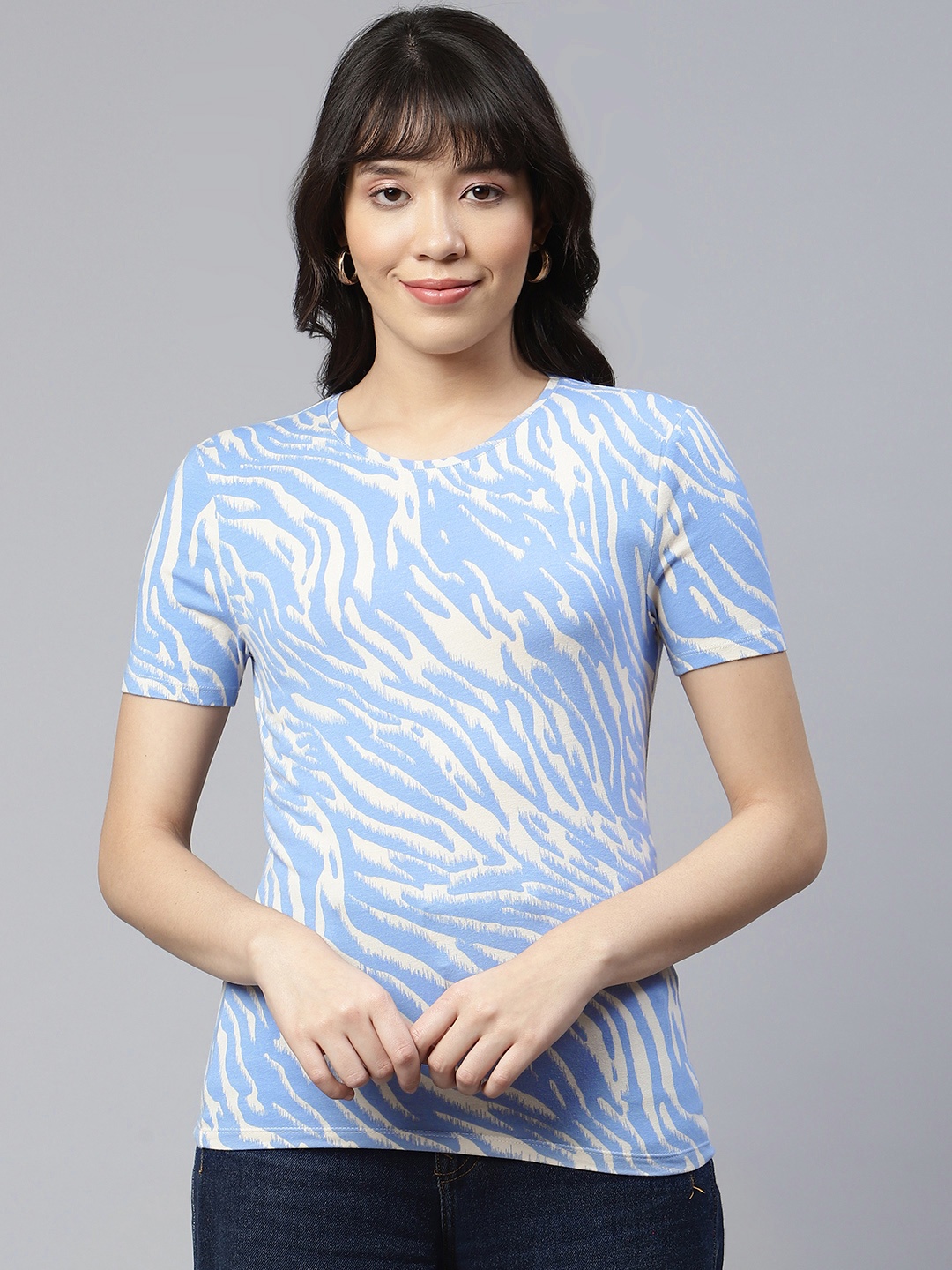 

Marks & Spencer Women Blue & Off White Abstract Printed T-shirt