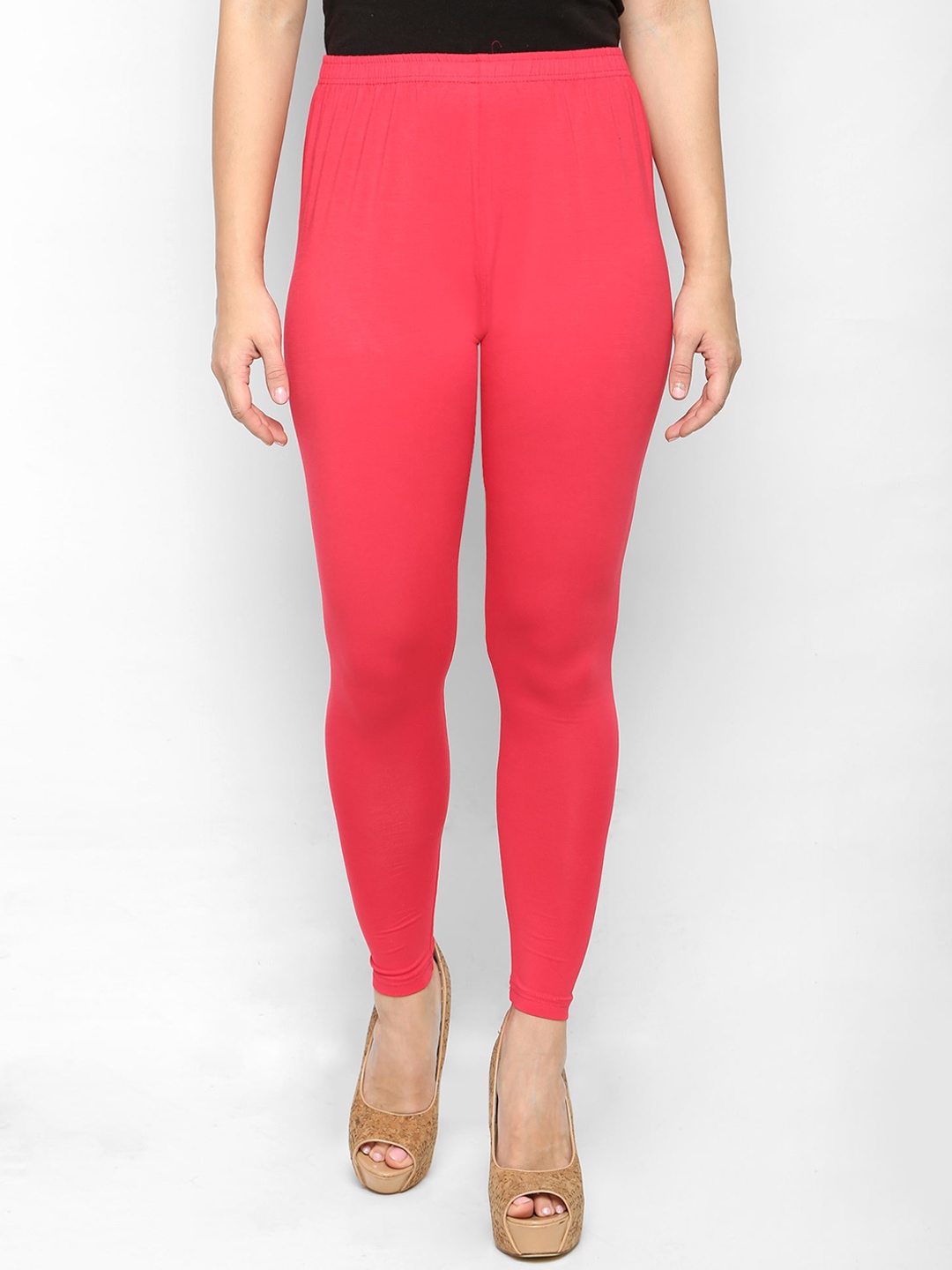 

Ms.Lingies Women Coral-Coloured Solid Ankle-Length Leggings