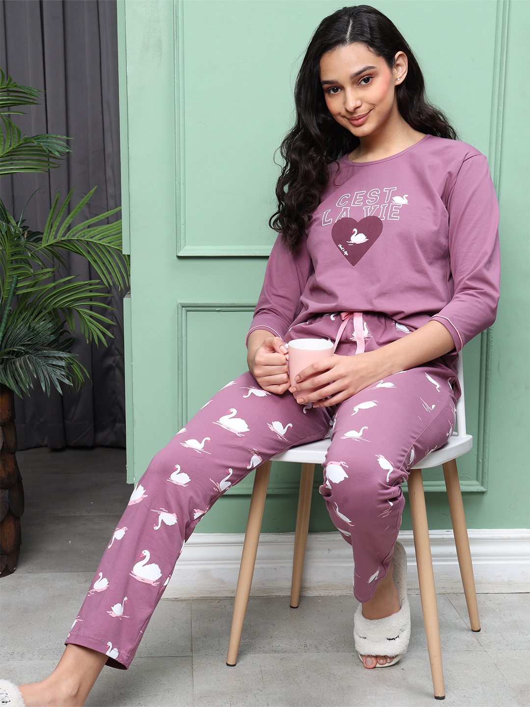 

Zeyo Women Mauve & White Printed Cotton Night suit