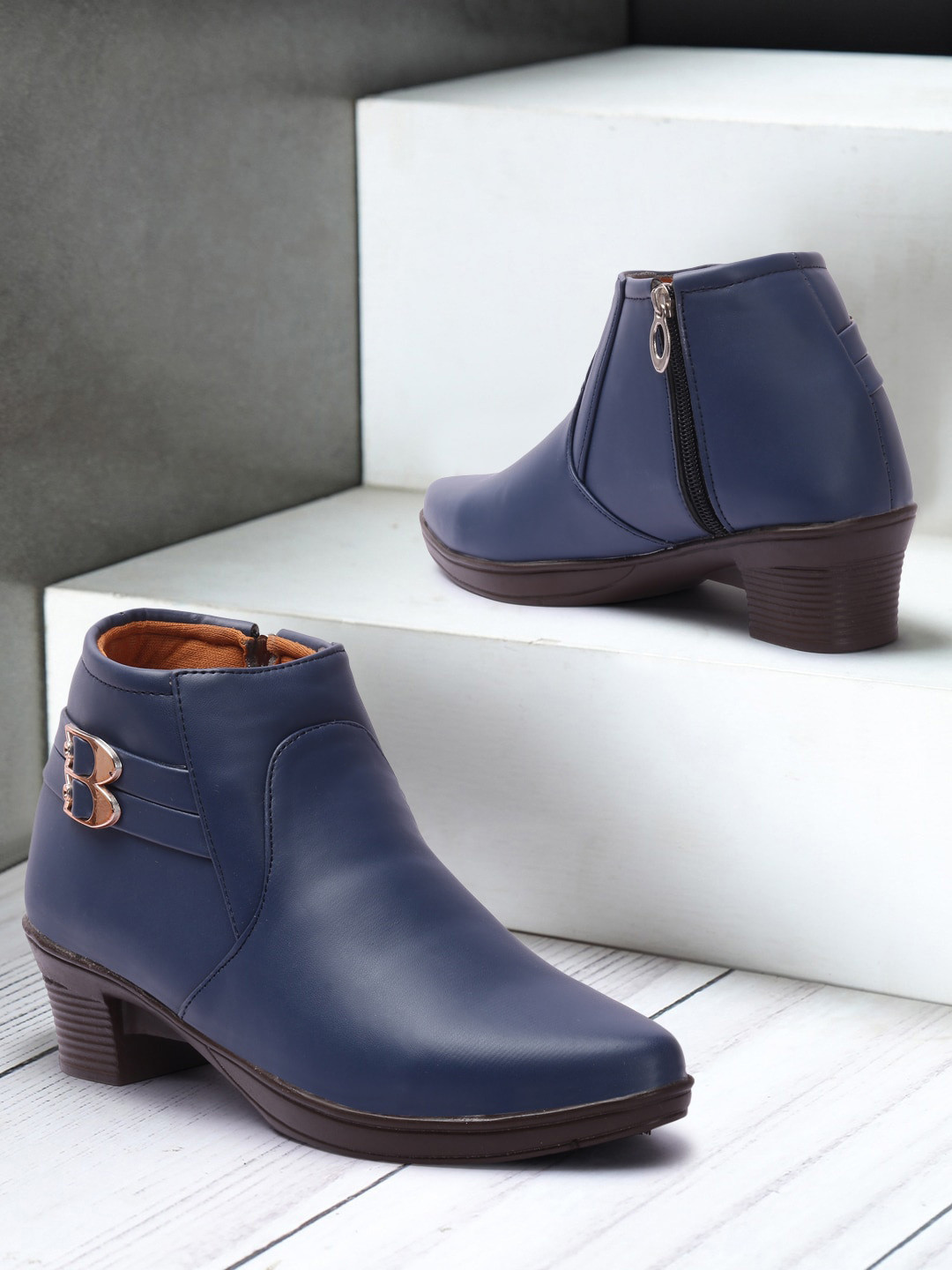 

FASHIMO Women Blue Block Heel Zipper Boots