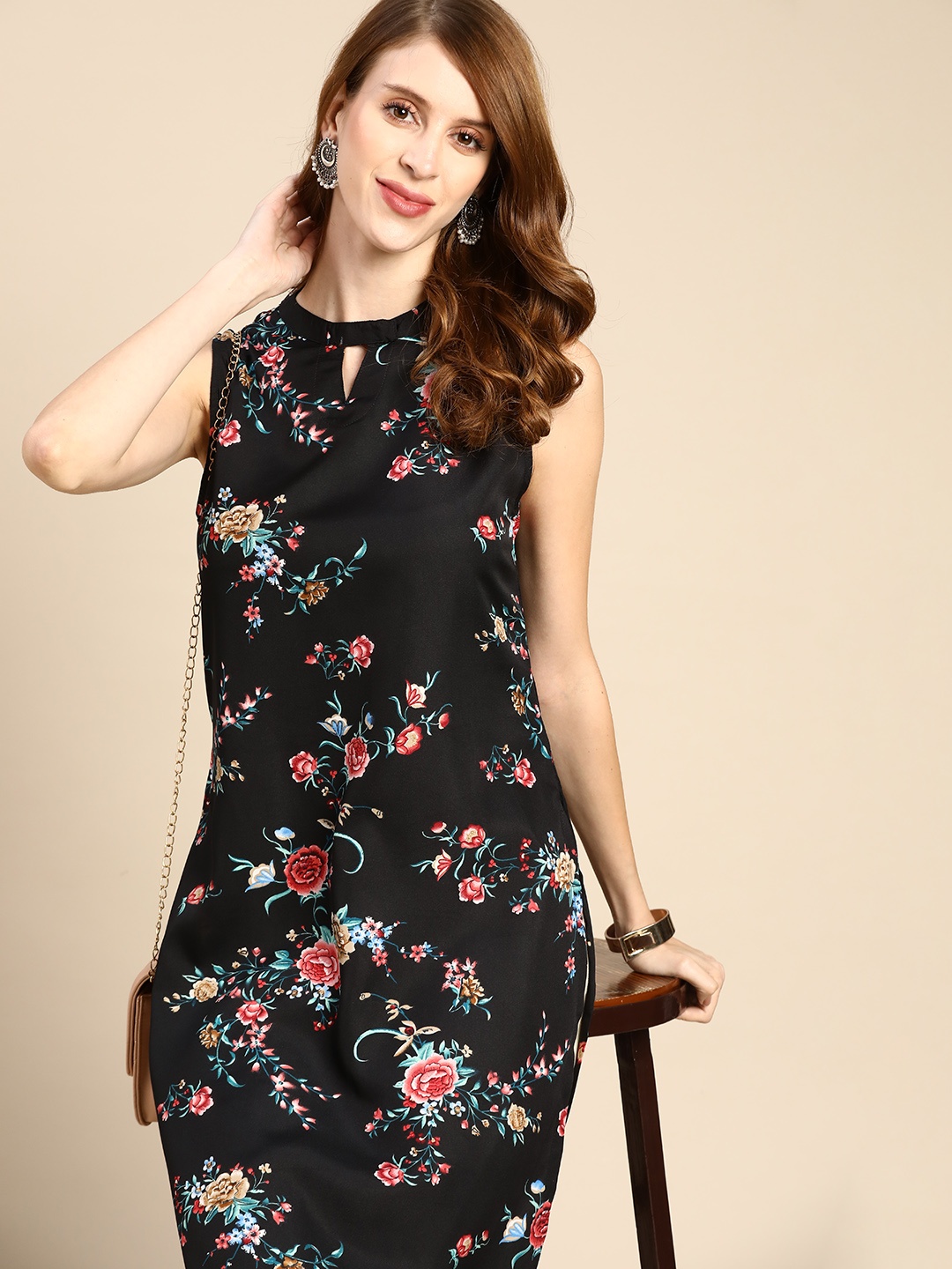 

Anouk Women Black & Blue Floral Printed Kurta