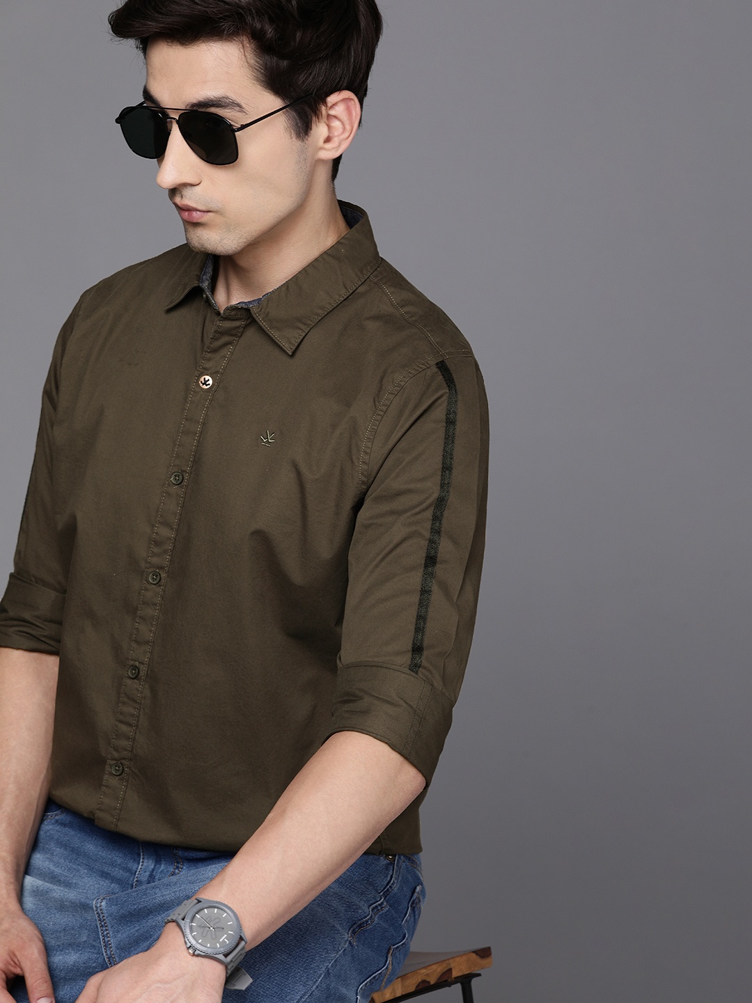 

WROGN Men Olive Green Solid Slim Fit Pure Cotton Casual Shirt