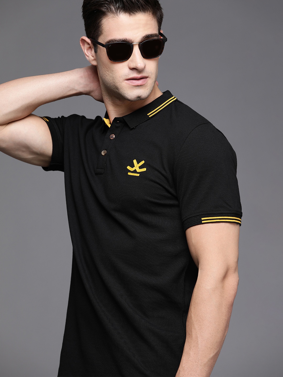 

WROGN Men Black Polo Collar T-shirt