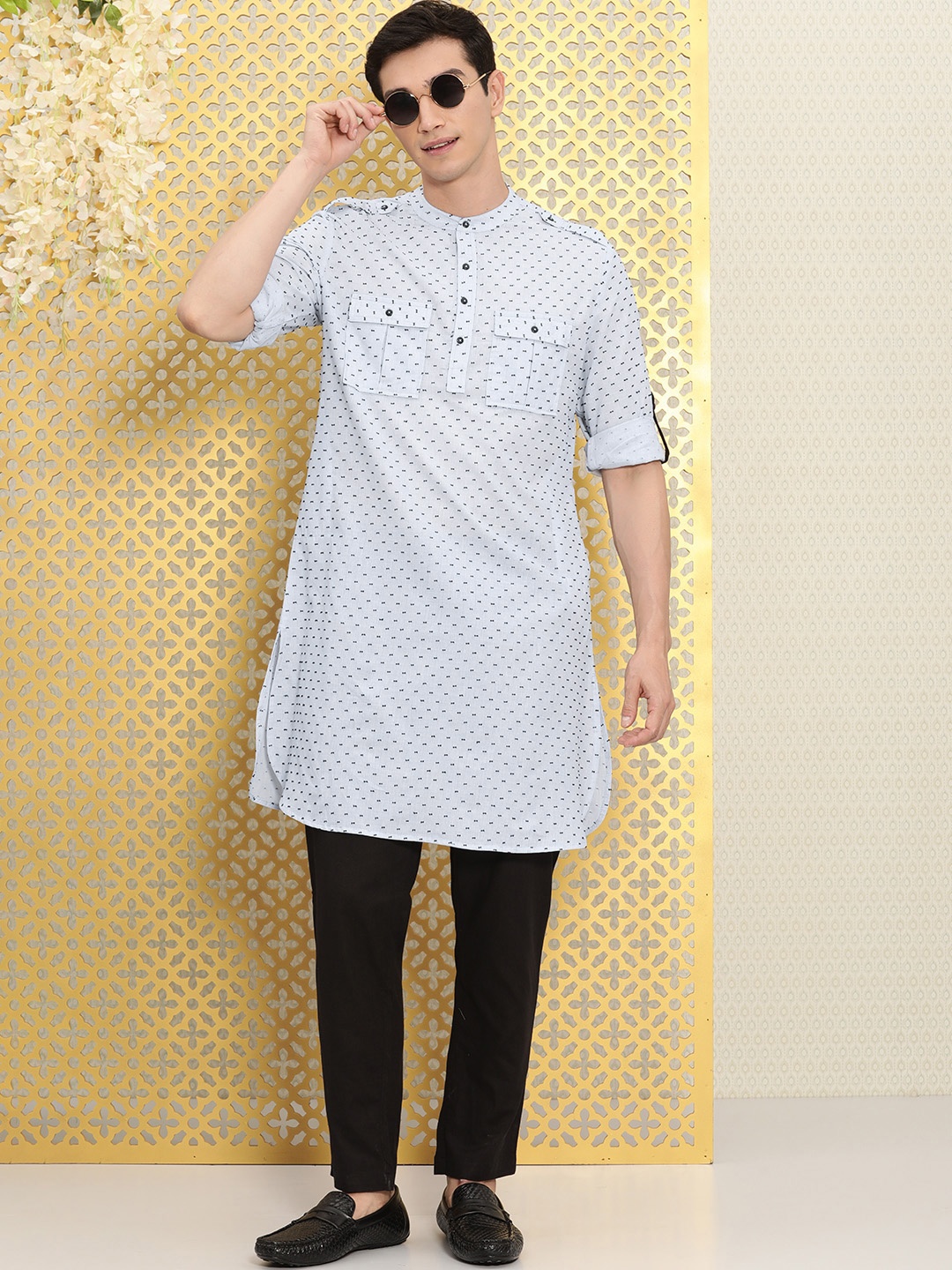 

Ode by House of Pataudi Men Blue & Off White Woven Designed Casual Kurta