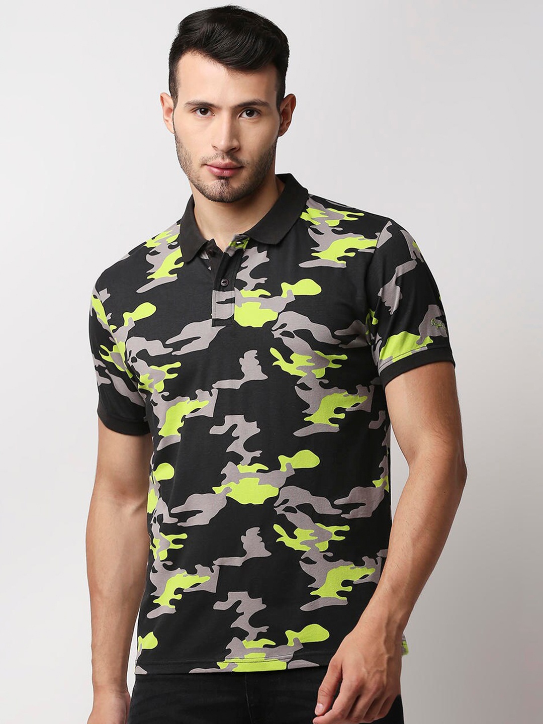 

Pepe Jeans Men Black Camouflage Printed Polo Collar T-shirt