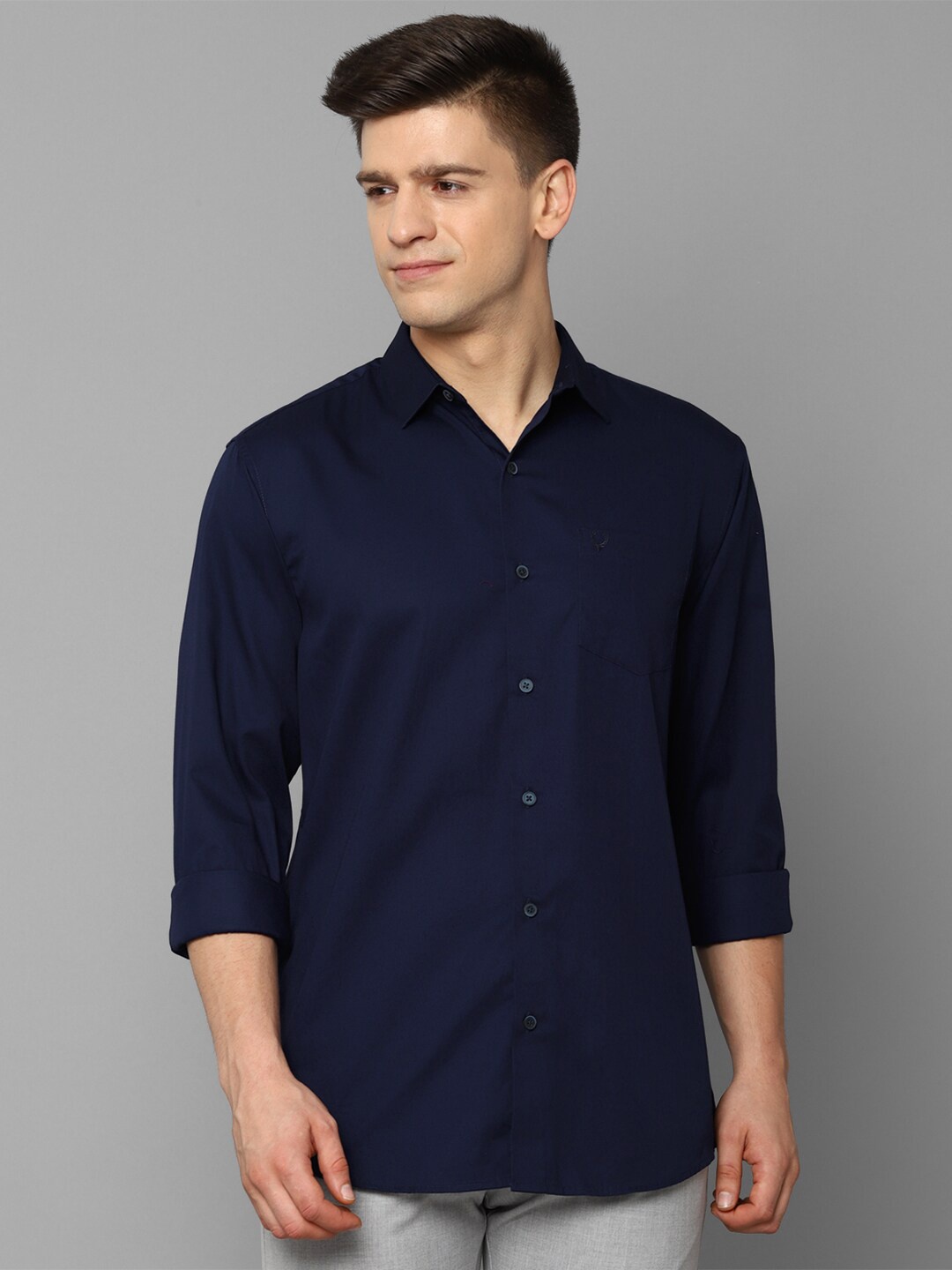 

Allen Solly Men Navy Blue Slim Fit Pure Cotton Casual Shirt