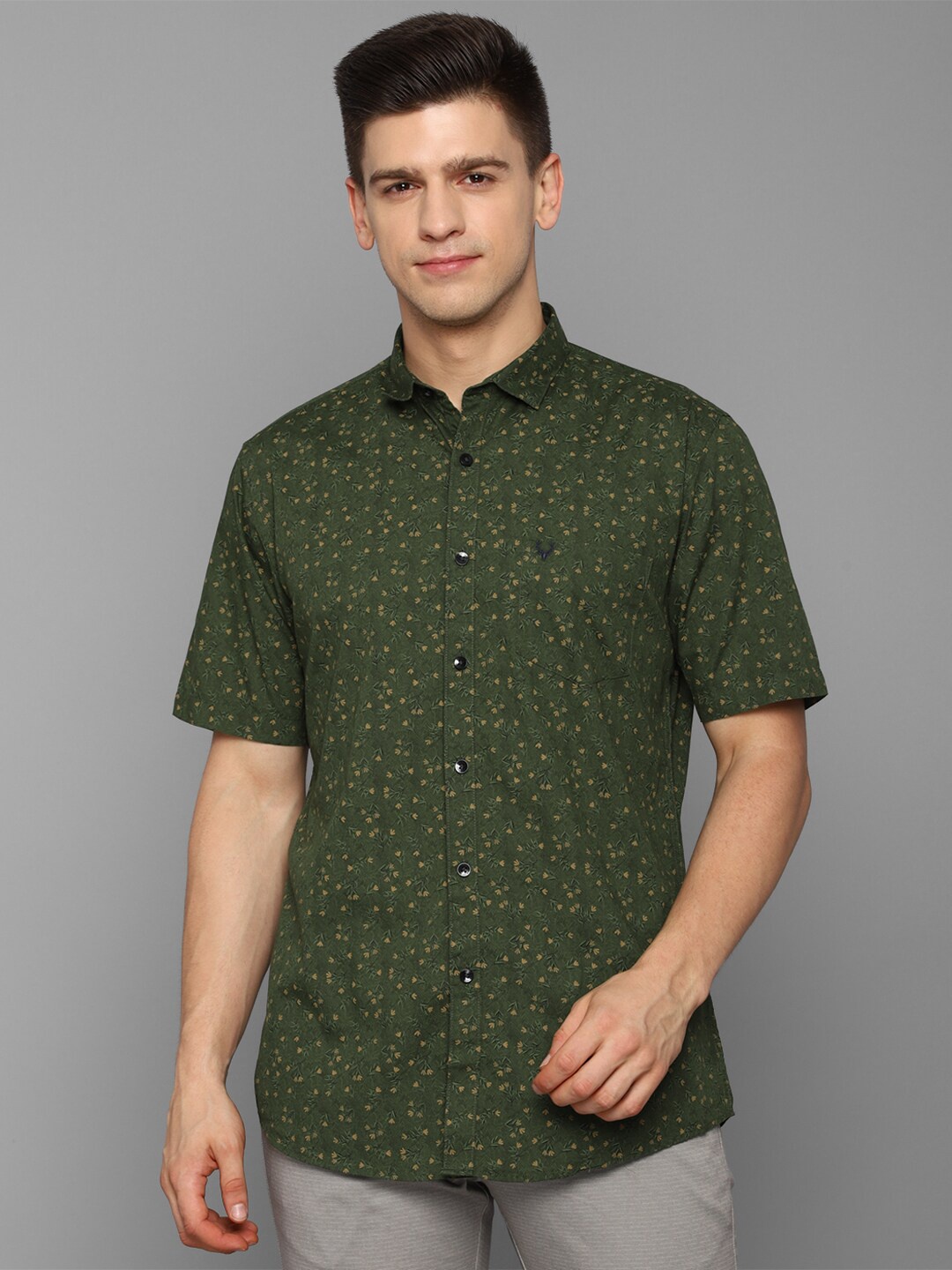 

Allen Solly Men Olive Green Slim Fit Printed Casual Shirt