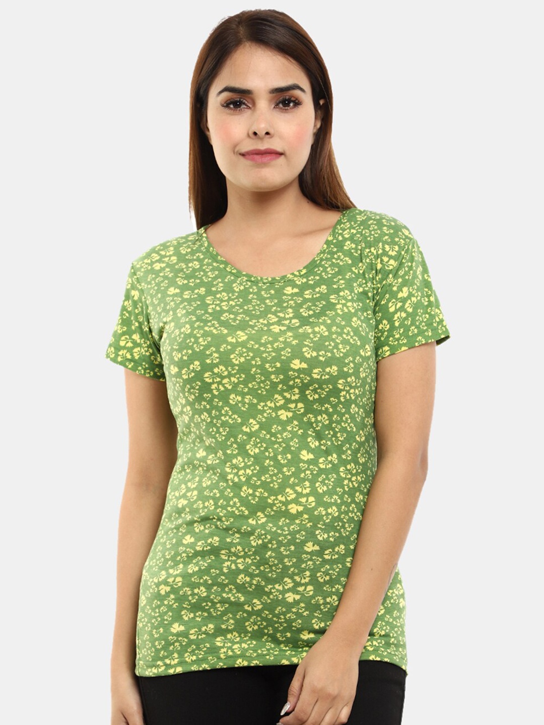 

V-Mart Women Green Floral Printed T-shirt