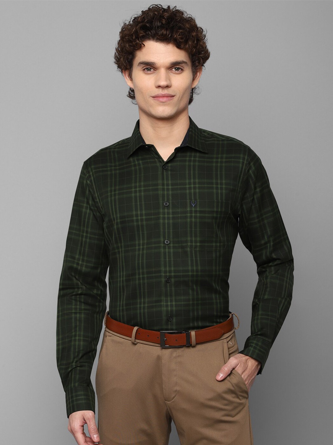 

Allen Solly Men Green Slim Fit Tartan Checks Checked Formal Shirt