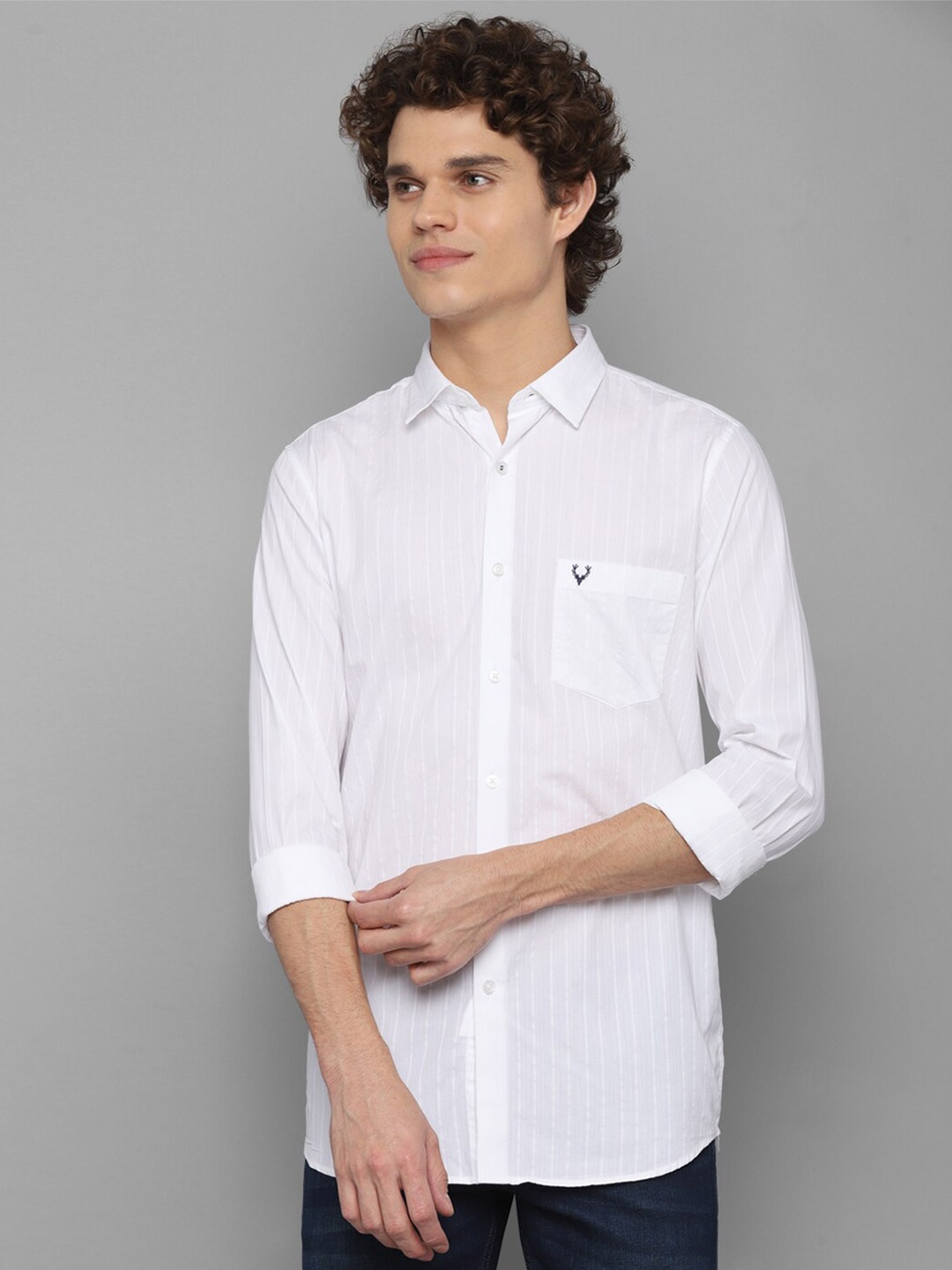 

Allen Solly Men White Slim Fit Striped Casual Shirt