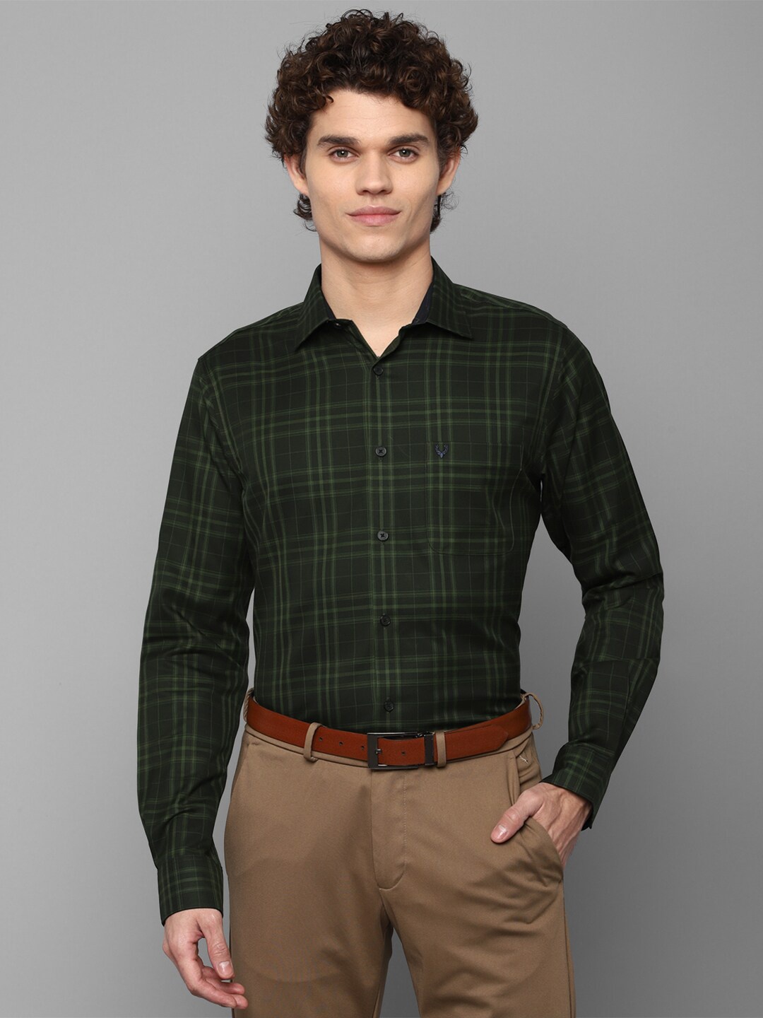 

Allen Solly Men Green Slim Fit Tartan Checks Checked Formal Shirt