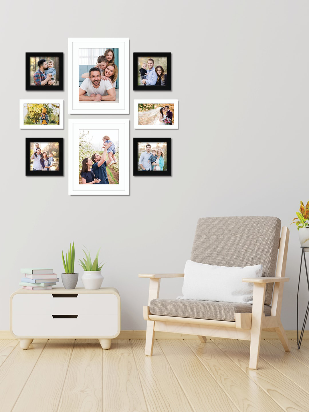 

RANDOM Set Of 8 Black & White Solid Synthetic Wood Photo Frames