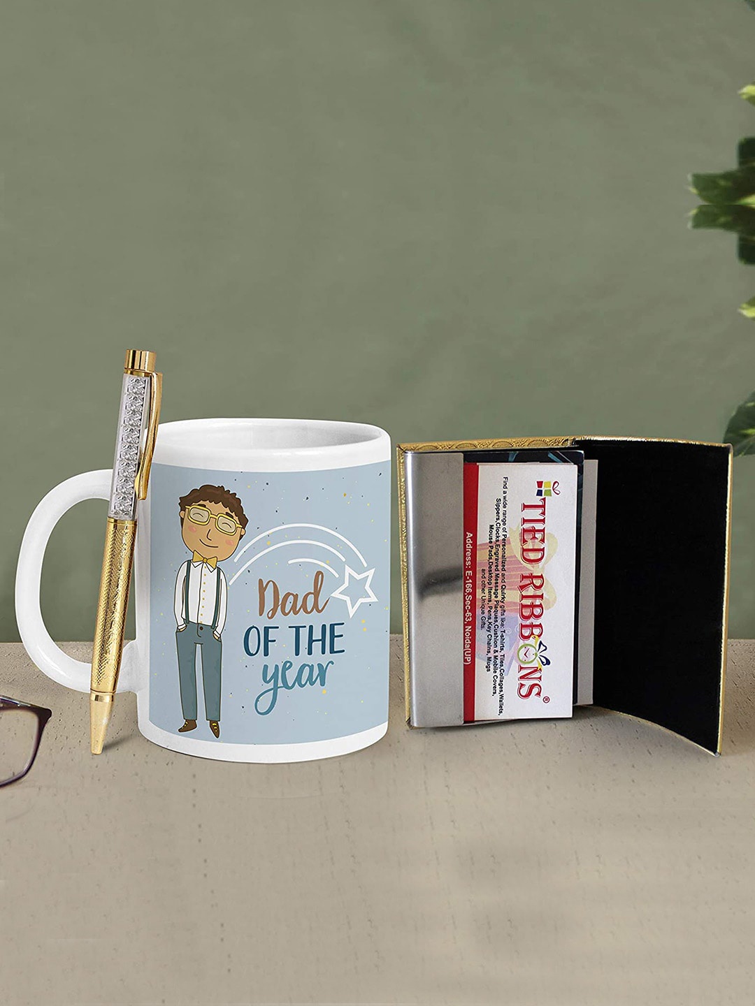 

TIED RIBBONS White & Black Fathers Day Gift Card Holder with Pen and Coffee Mug